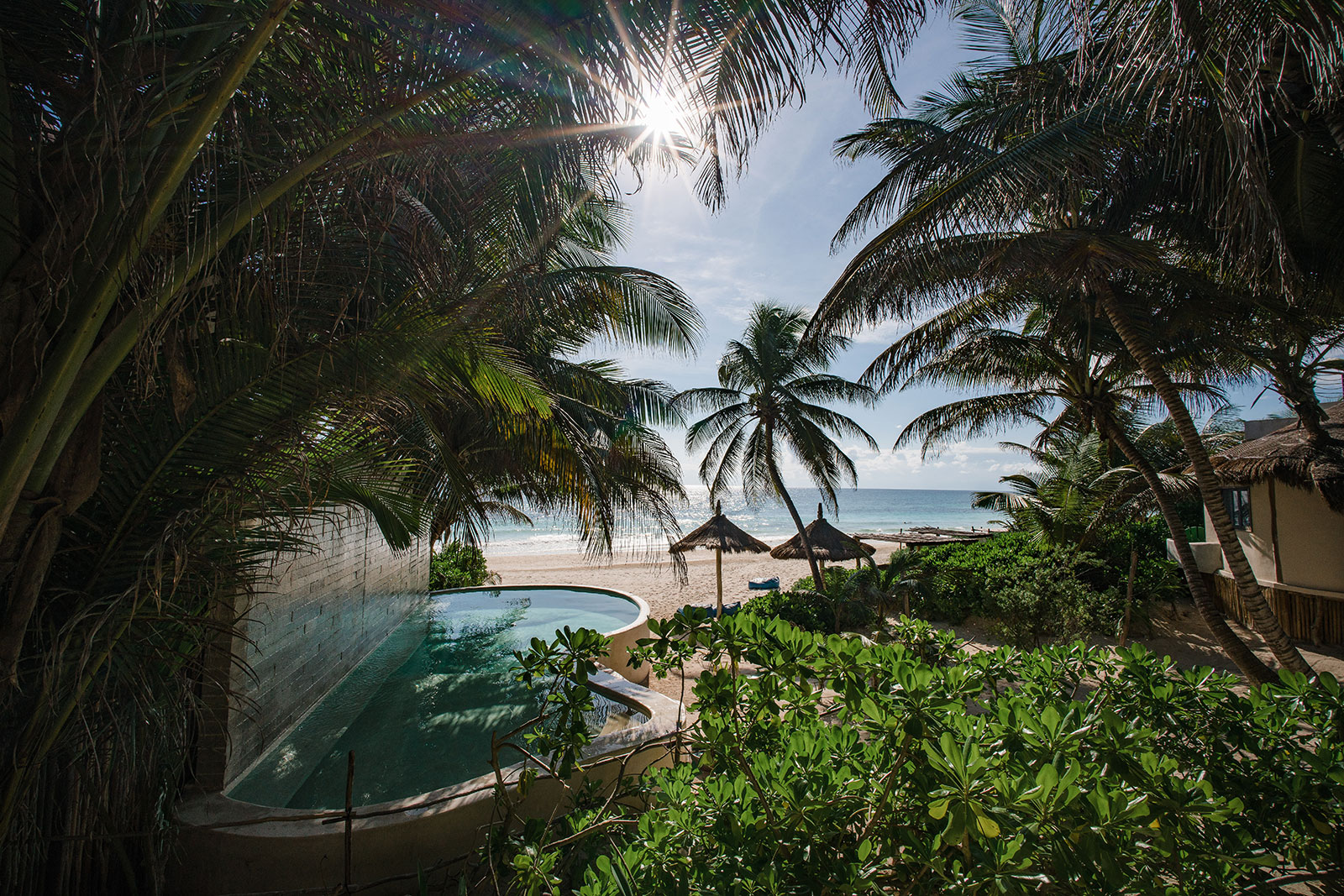 Casa Bonita in Tulum Swimming pool and garden with beach access and ocean view