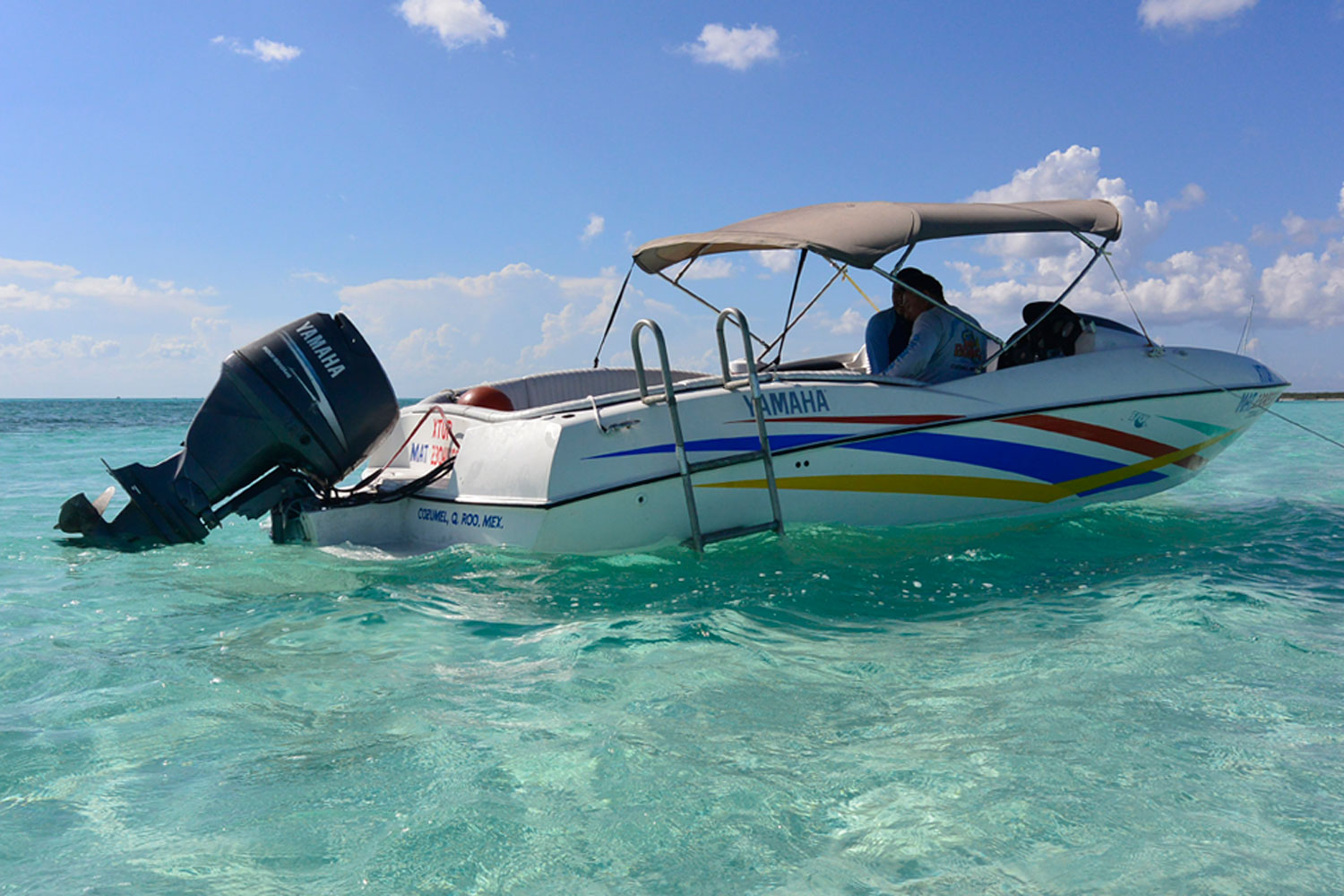 Maya_Luxe_Riviera_Maya_Luxury_Vacations_Mexico_What_to_Do_Playa_del_Carmen_Experiences_Snorkel_boat_Star_Fish_Isla_Cozumel_Island_4