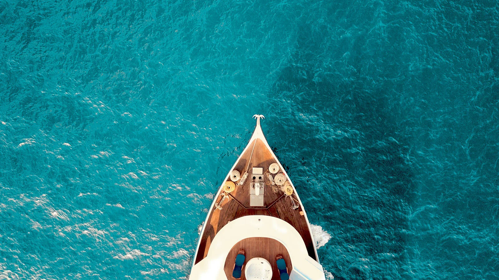 Set Sail: The 6 Basics for Renting a Yacht in the Riviera Maya