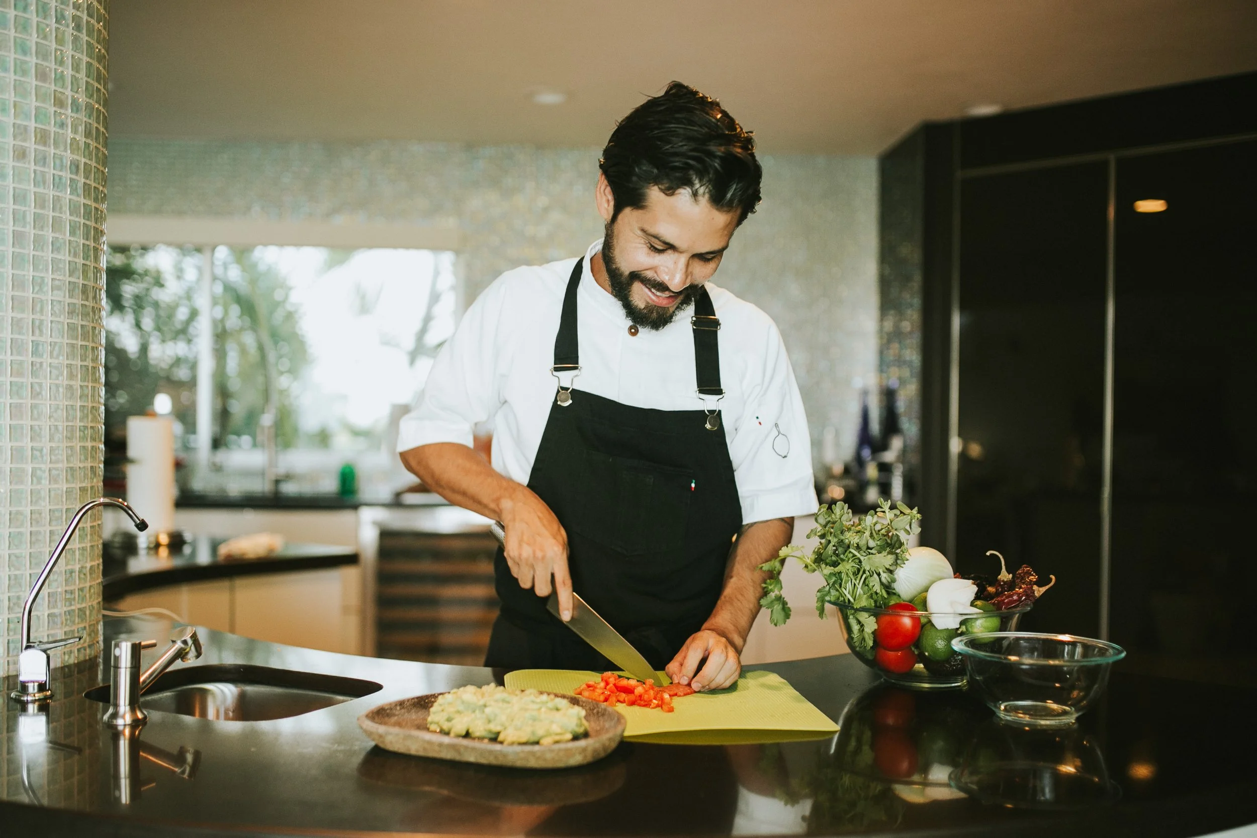 Forget About Cooking. Here’s Why You Should Hire a Pro Chef for your Holiday