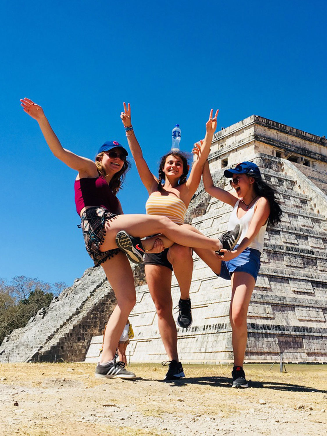 Maya_Luxe_Riviera_Maya_Luxury_Vacations_Mexico_What_to_Do_Playa_del_Carmen_Archeology_Full_Tour_Expedition_2_Discover_7_wonders_of_World_Chichen_Itza_Cover_2