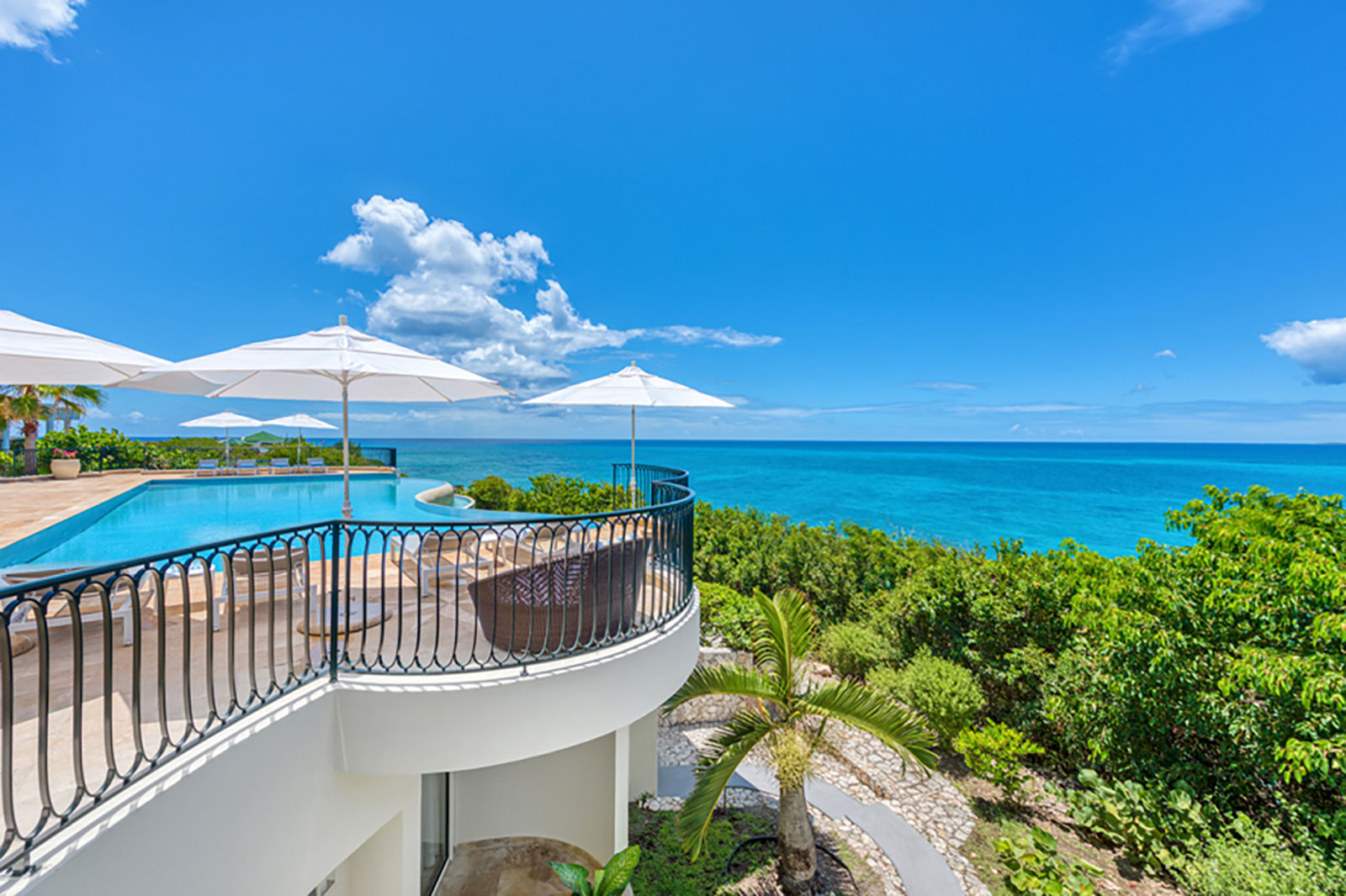 Maya_Luxe_St_Martin_Luxe_Villas_Experiences_Villa_La_Dacha_10