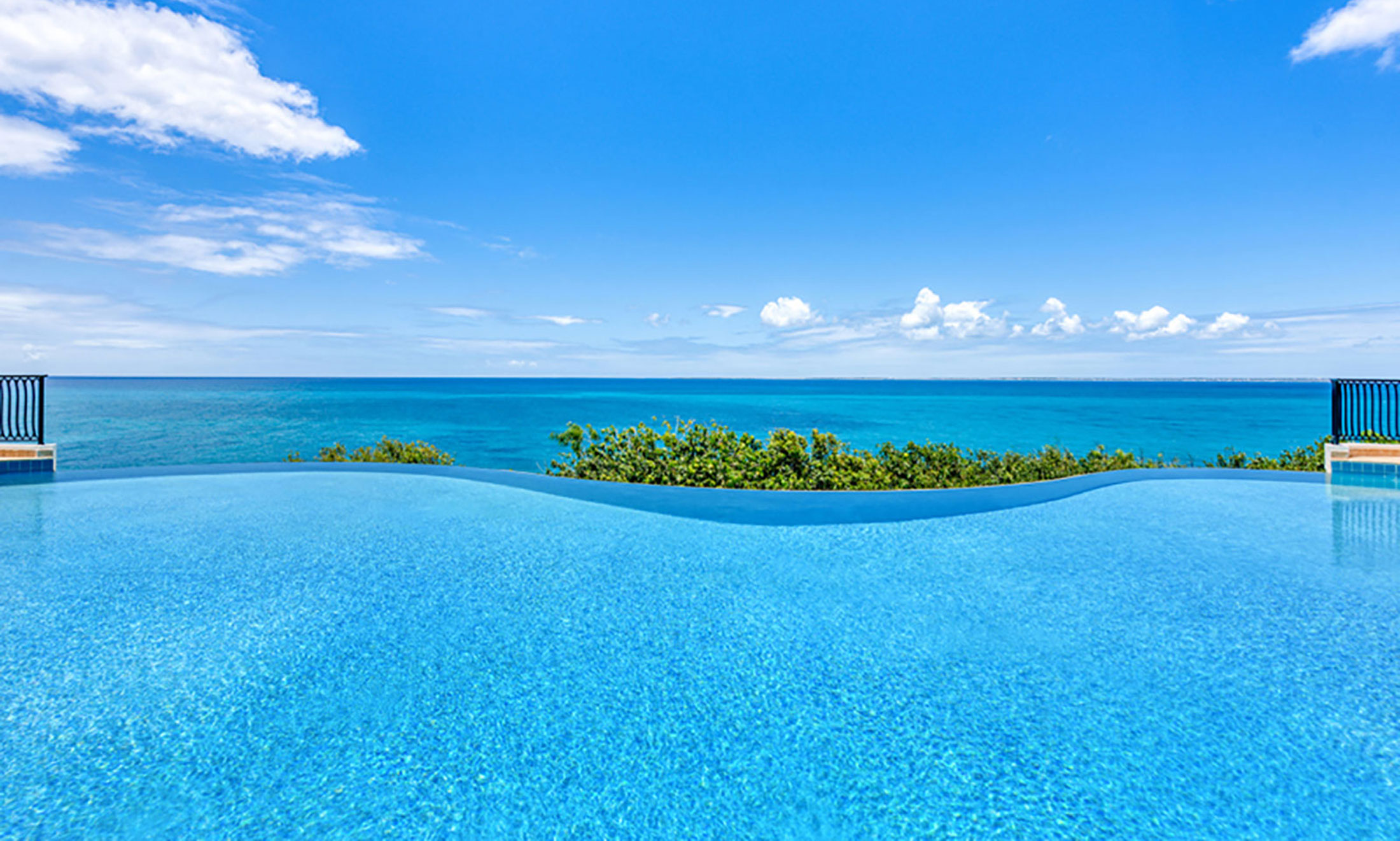 Maya_Luxe_St_Martin_Luxe_Villas_Experiences_Villa_La_Dacha_2