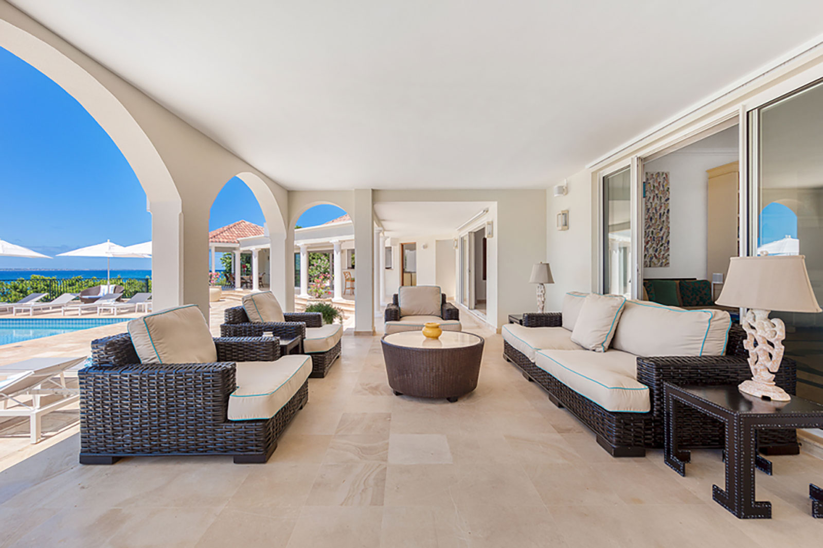 Maya_Luxe_St_Martin_Luxe_Villas_Experiences_Villa_La_Dacha_9