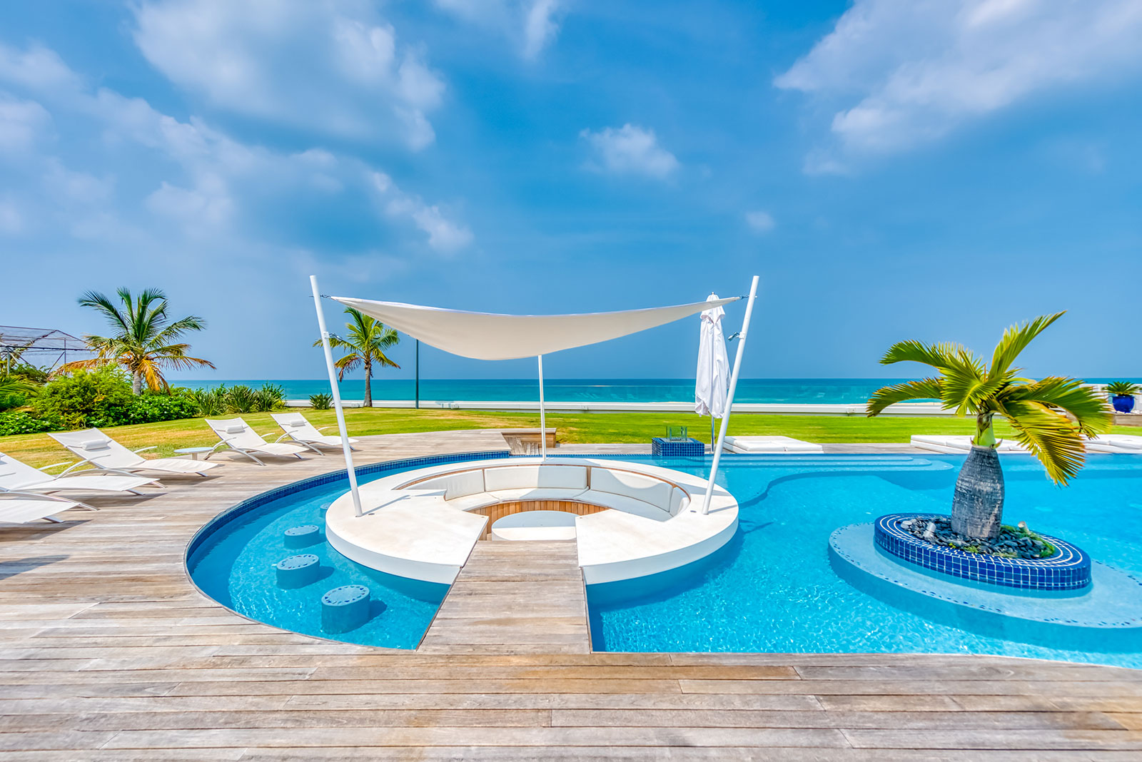 Maya_Luxe_St_Martin_Luxe_Villas_Experiences_Villa_C'est_la_Vie_2