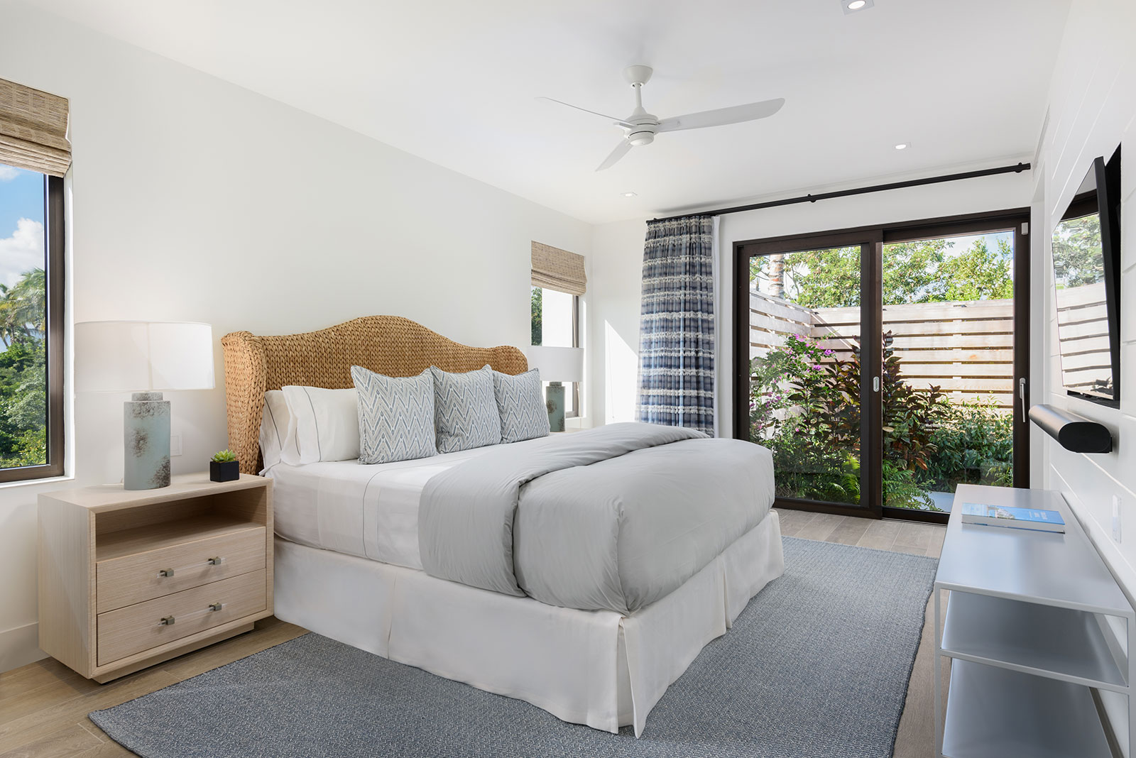 Maya_Luxe_Turks_and_Caicos_Luxury_Villas_Experiences_Aqua_Verde_26
