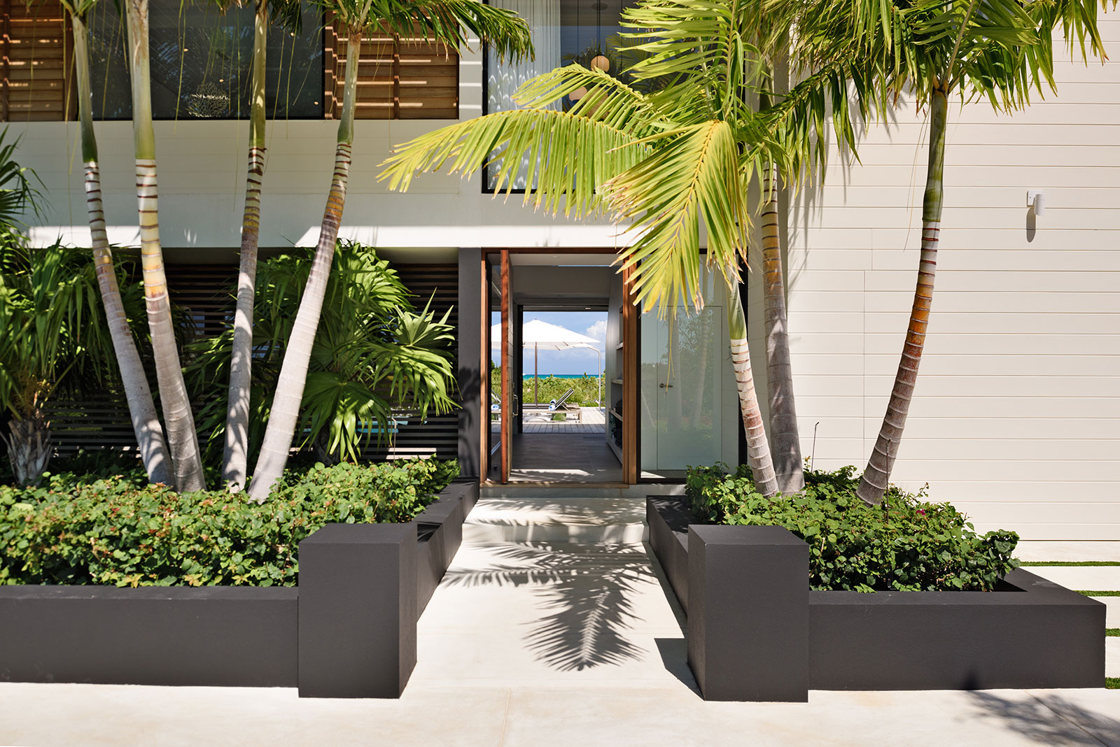 Maya_Luxe_Turks_and_Caicos_Luxury_Villas_Experiences_Aqua_Verde_27
