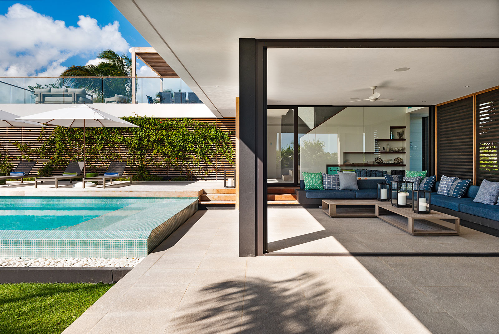 Maya_Luxe_Turks_and_Caicos_Luxury_Villas_Experiences_Aqua_Verde_7