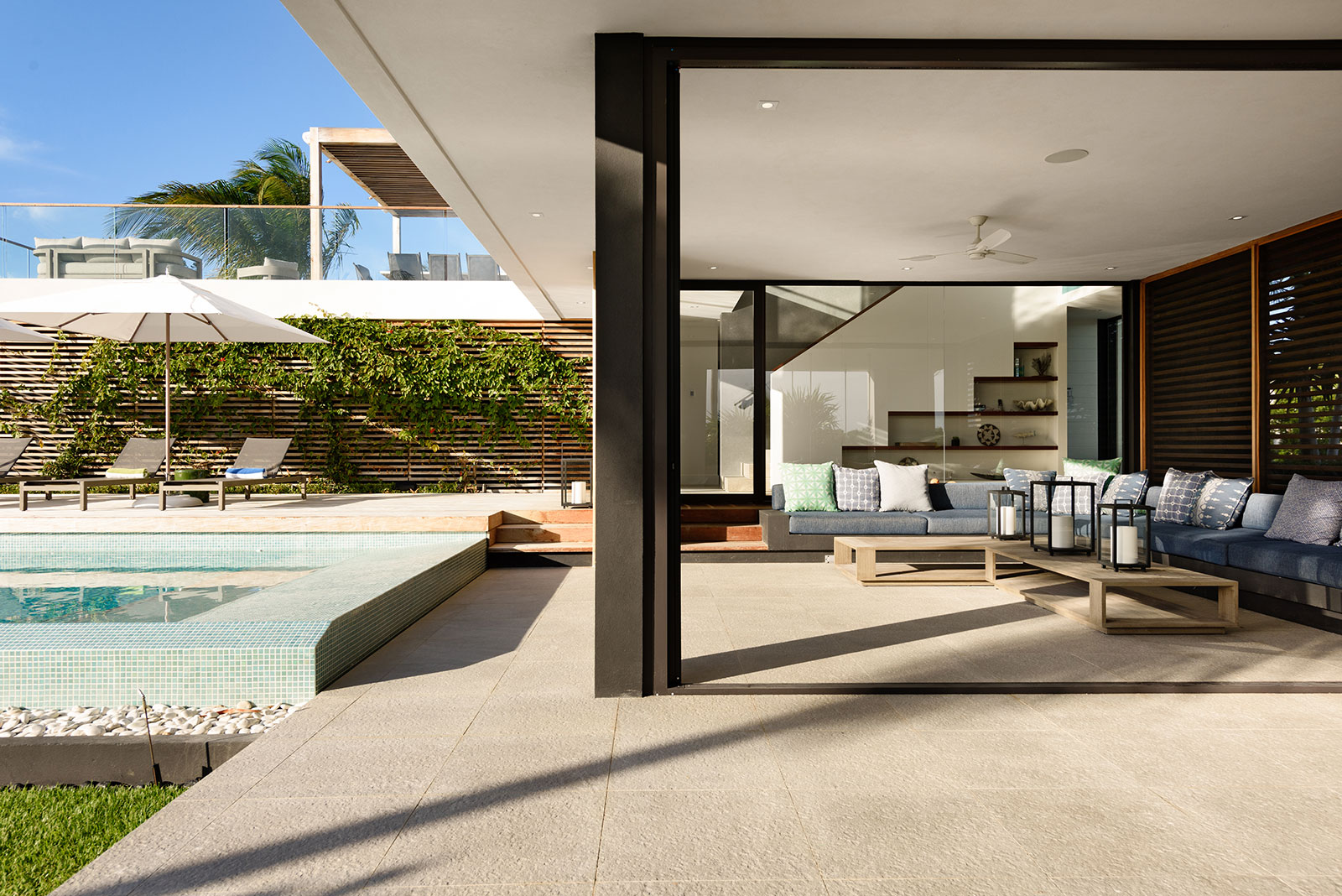 Maya_Luxe_Turks_and_Caicos_Luxury_Villas_Experiences_Aqua_Verde_8