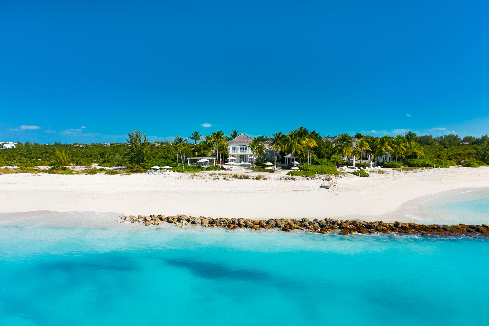 Maya_Luxe_Turks_and_Caicos_Luxury_Villas_Experiences_Coral_House_10