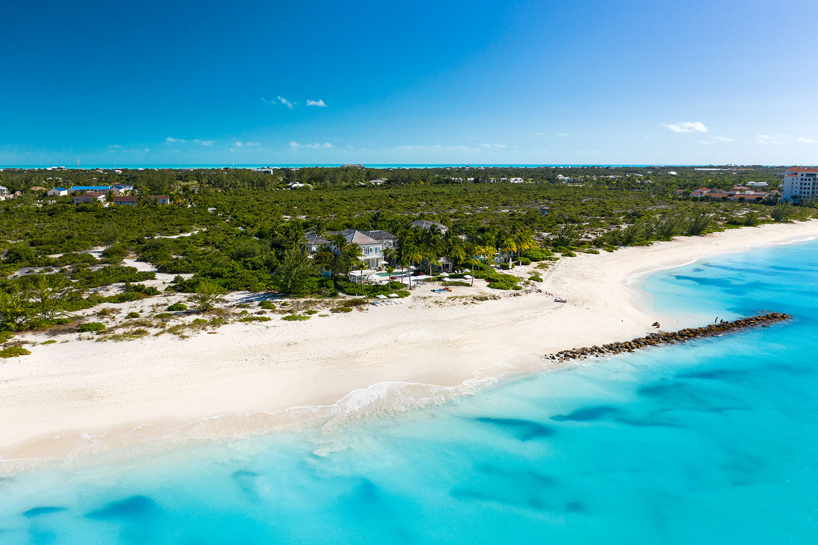 Maya_Luxe_Turks_and_Caicos_Luxury_Villas_Experiences_Coral_House_12