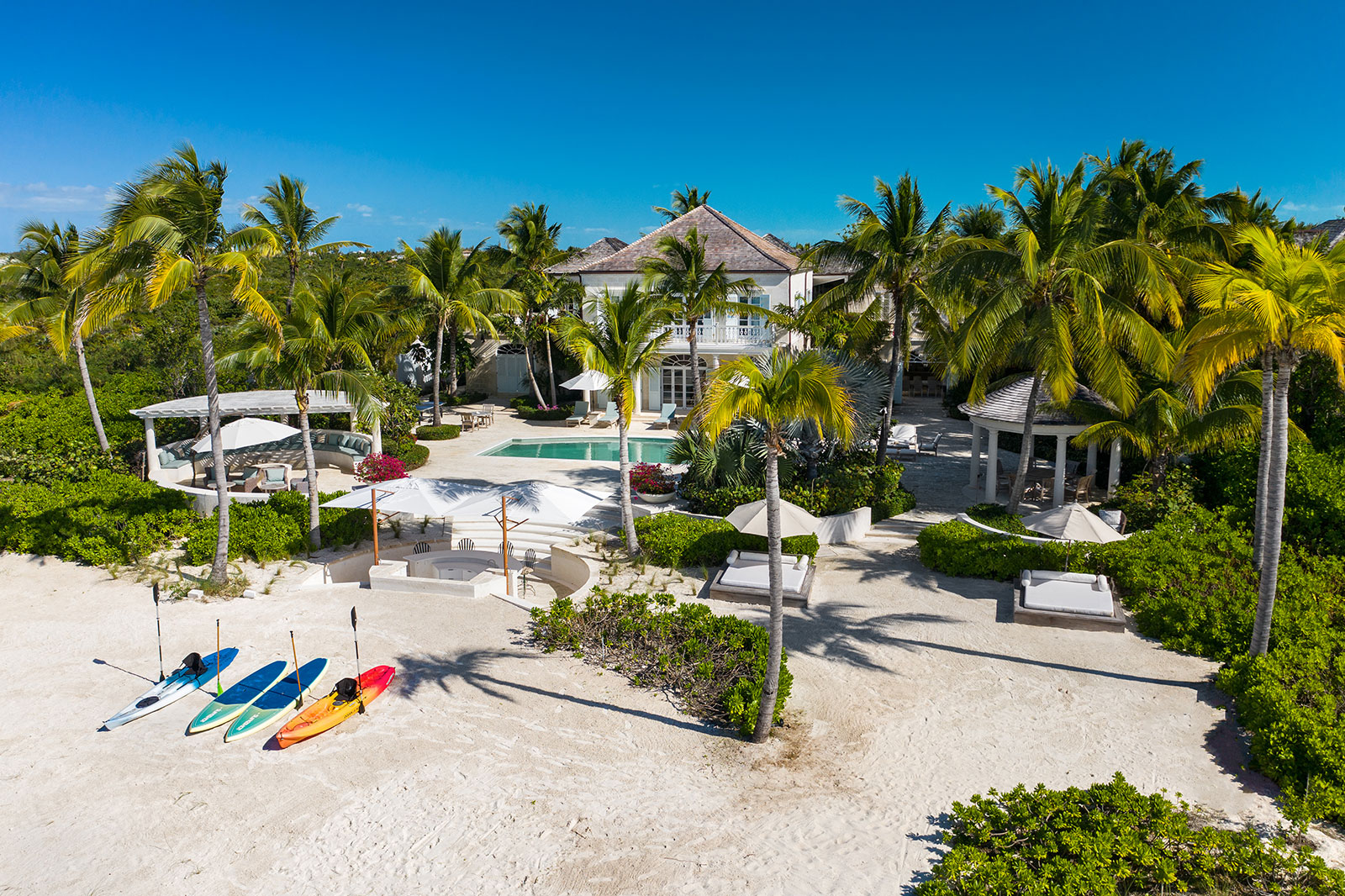 Maya_Luxe_Turks_and_Caicos_Luxury_Villas_Experiences_Coral_House_8