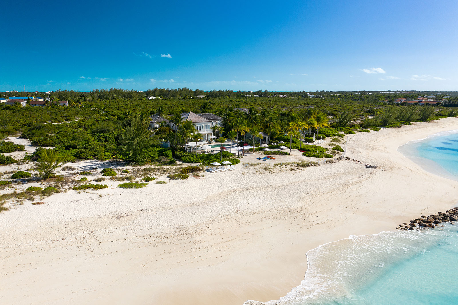Maya_Luxe_Turks_and_Caicos_Luxury_Villas_Experiences_Coral_House_9