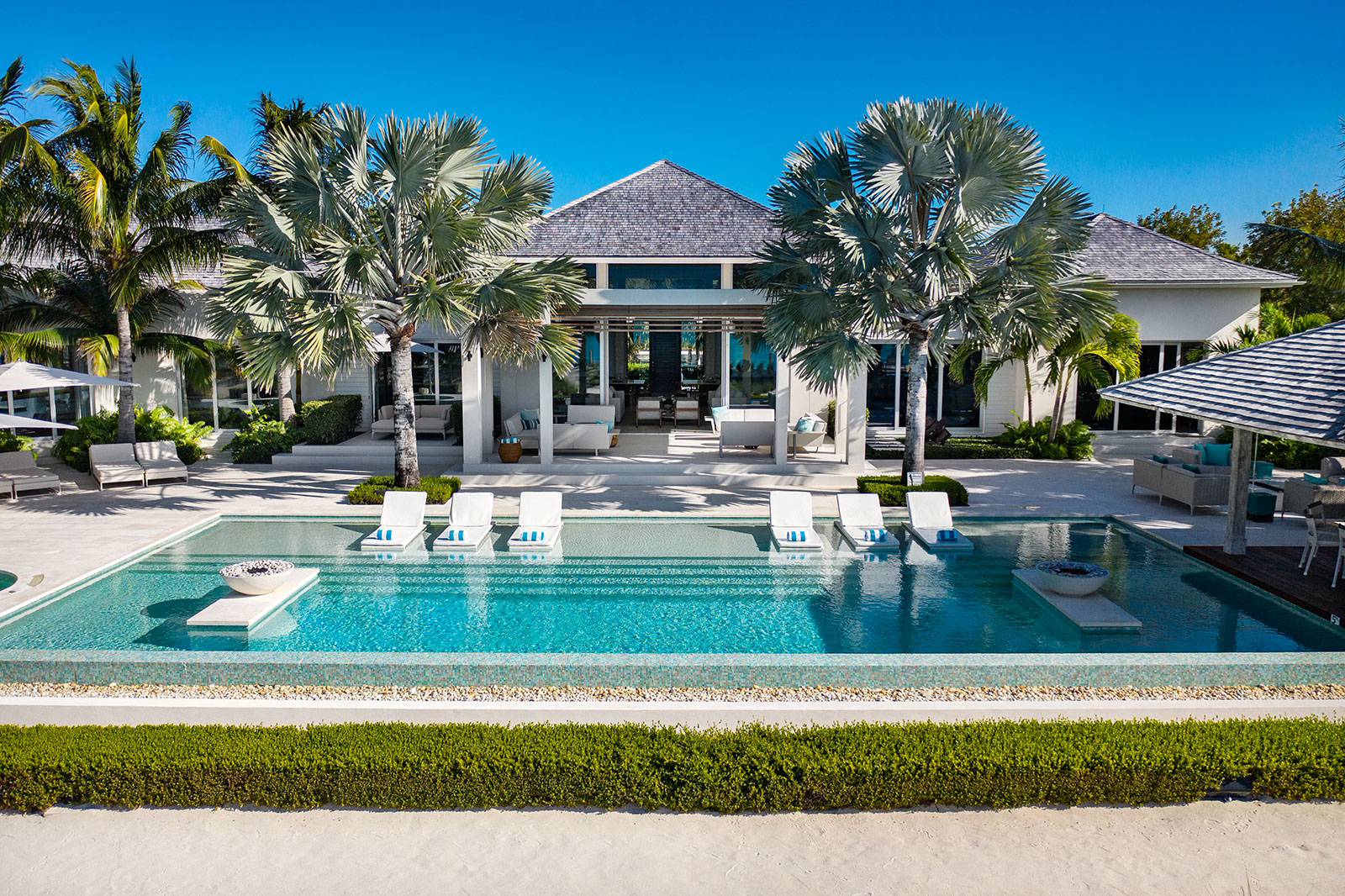 Maya_Luxe_Turks_and_Caicos_Luxury_Villas_Experiences_Sentosa_14