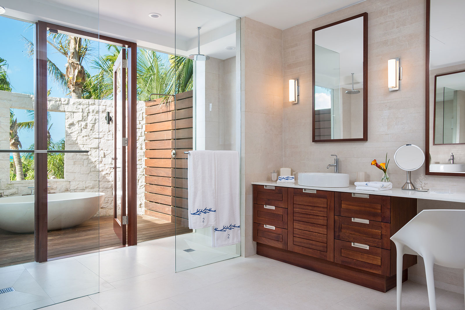 Maya_Luxe_Turks_and_Caicos_Luxury_Villas_Experiences_Sentosa_26