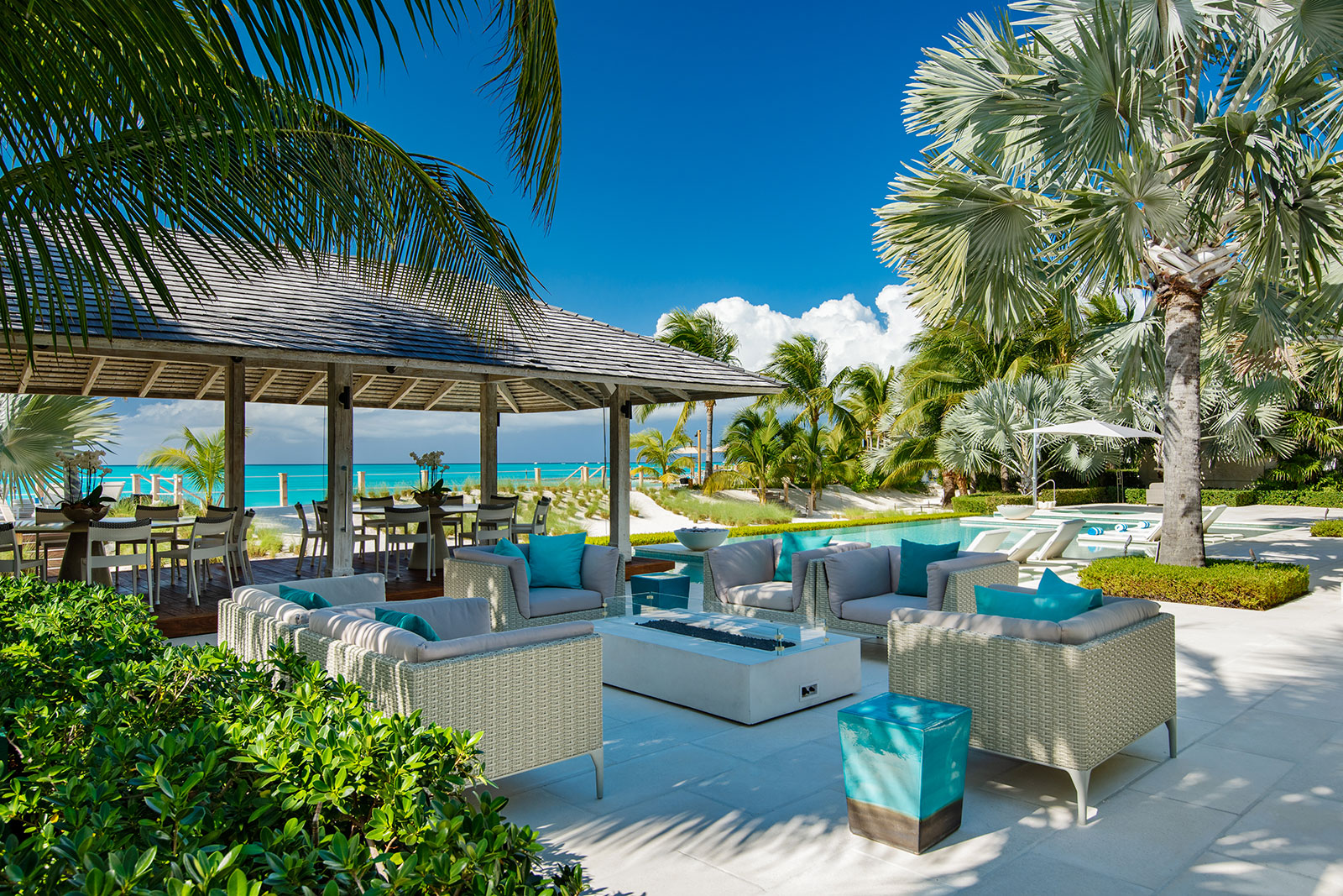 Maya_Luxe_Turks_and_Caicos_Luxury_Villas_Experiences_Sentosa_3