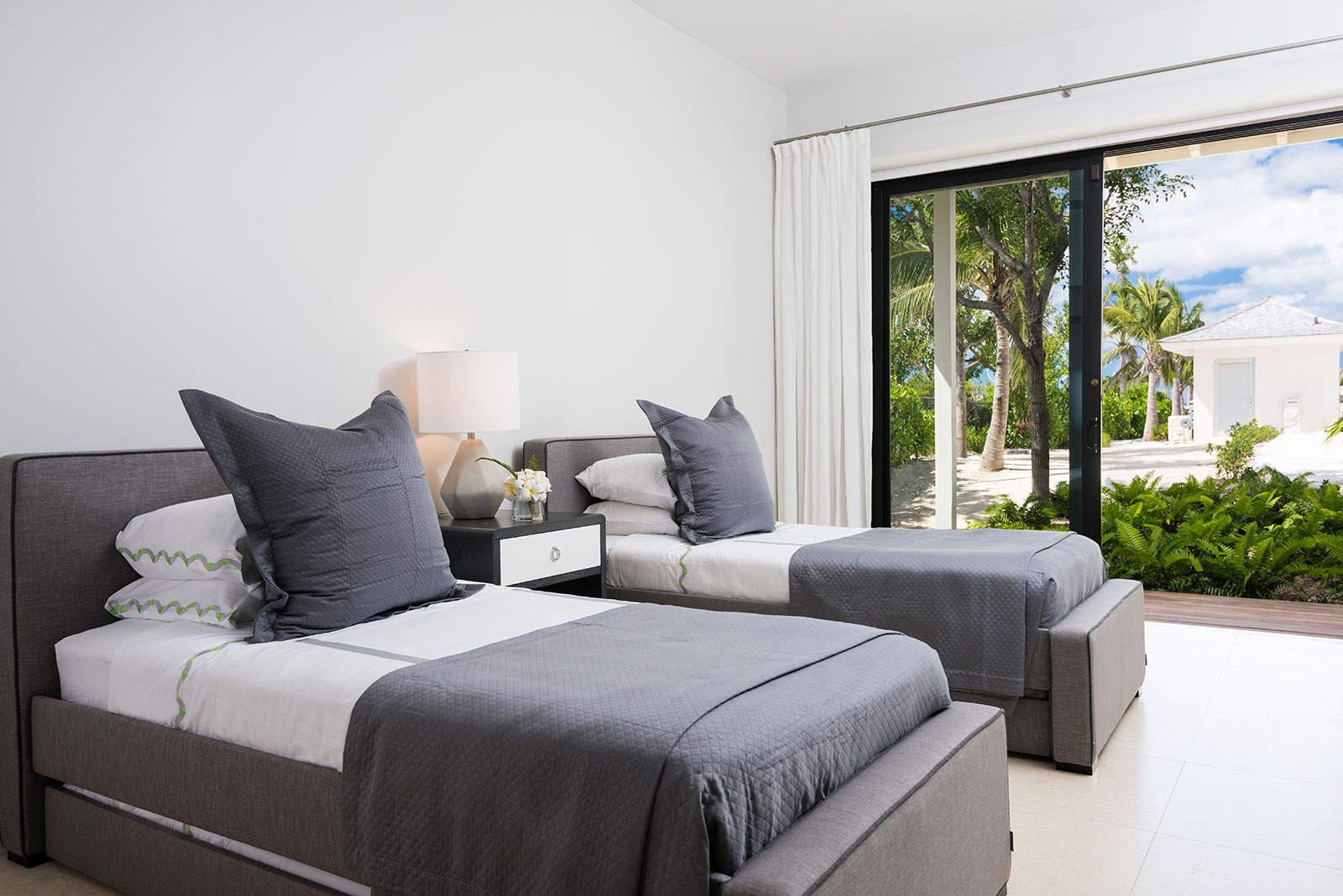 Maya_Luxe_Turks_and_Caicos_Luxury_Villas_Experiences_Sentosa_35