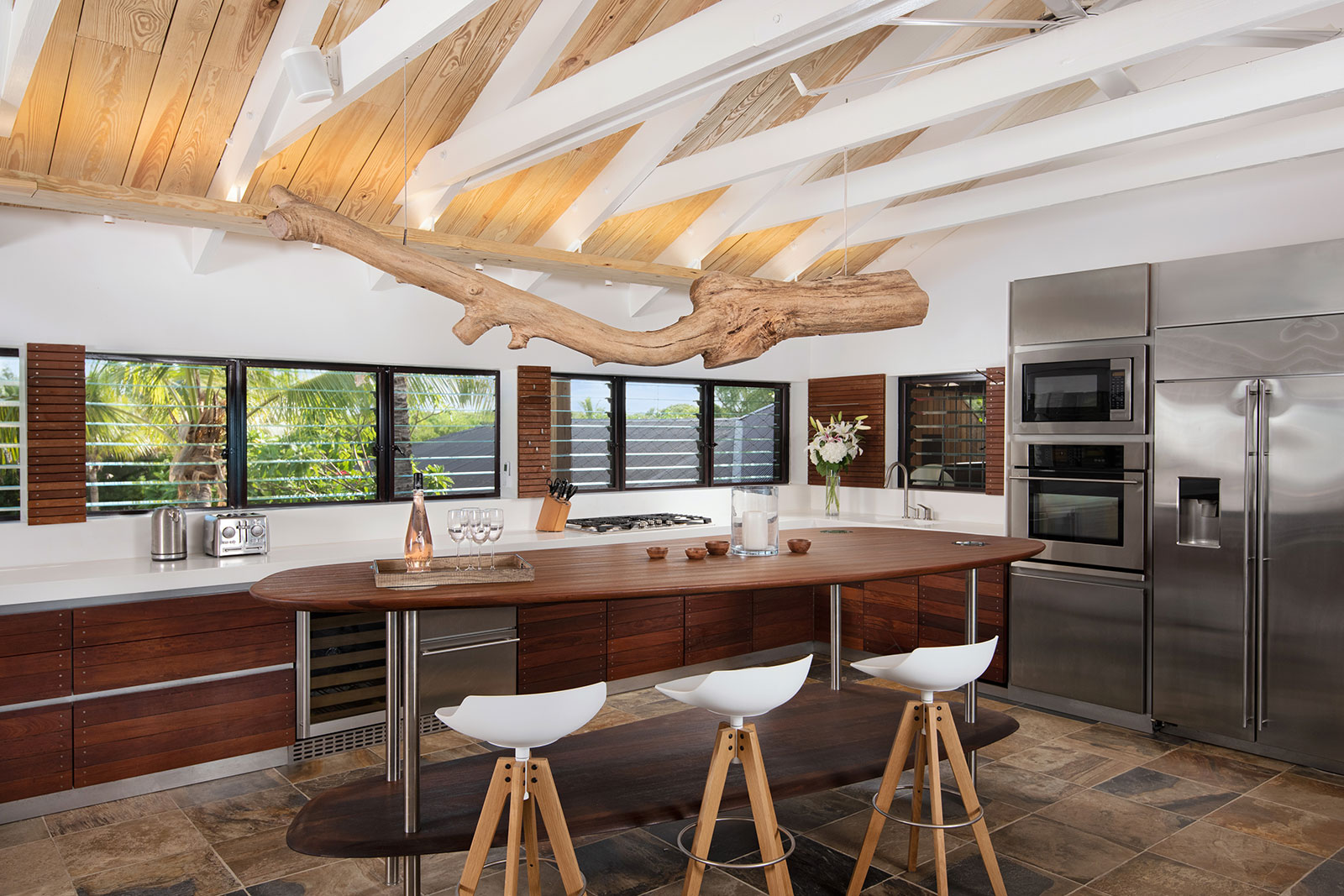 Maya_Luxe_Turks_and_Caicos_Luxury_Villas_Experiences_Silver_Sands_15