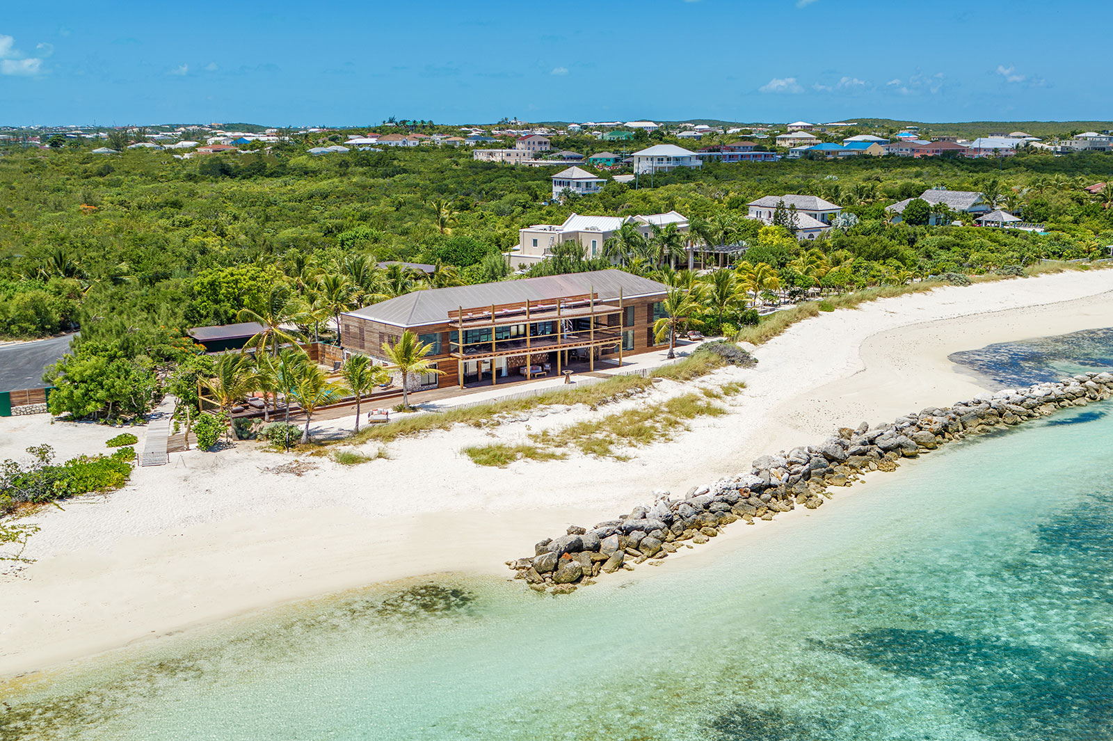 Maya_Luxe_Turks_and_Caicos_Luxury_Villas_Experiences_Silver_Sands_34