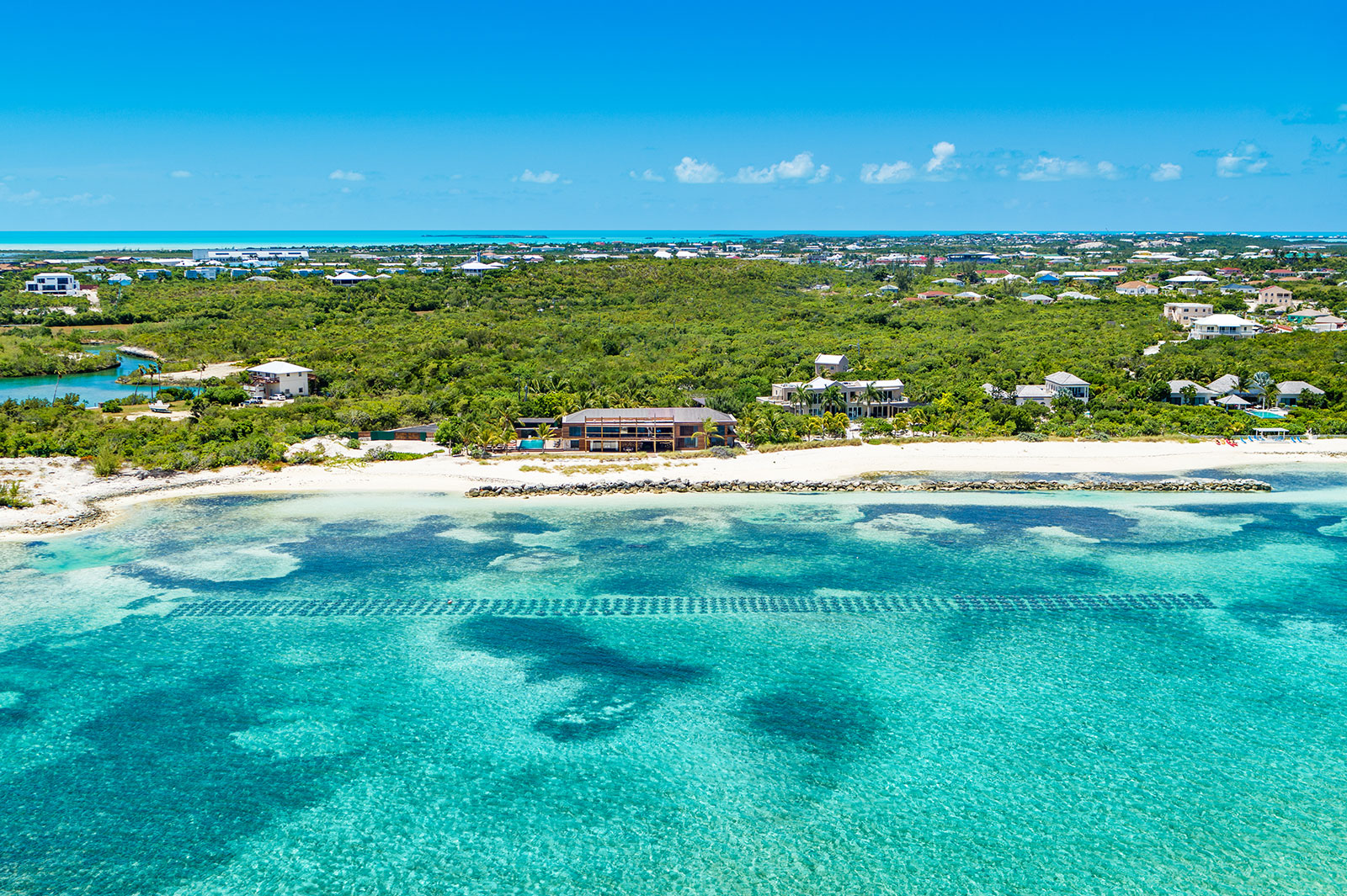 Maya_Luxe_Turks_and_Caicos_Luxury_Villas_Experiences_Silver_Sands_36