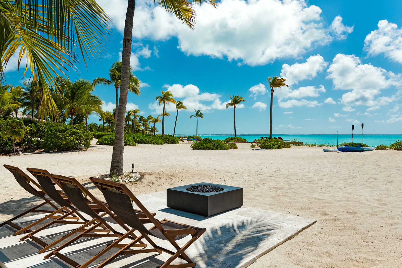 Maya_Luxe_Turks_and_Caicos_Luxury_Villas_Experiences_The_Beach_House_11