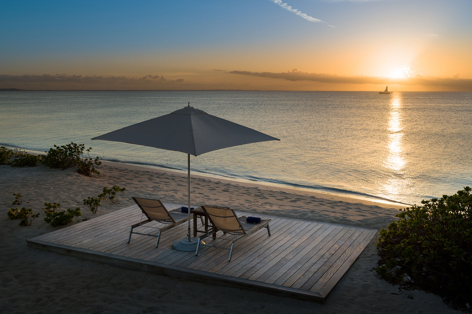 Maya_Luxe_Turks_and_Caicos_Luxury_Villas_Experiences_The_Beach_House_2