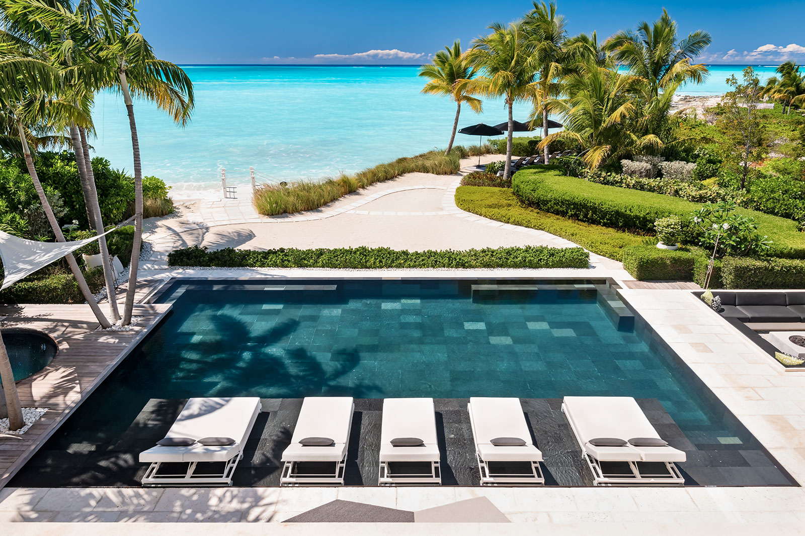 Maya_Luxe_Turks_and_Caicos_Luxury_Villas_Experiences_Villa_Awa_7