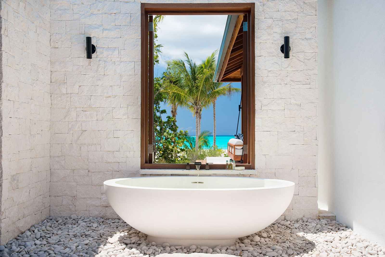 Maya_Luxe_Turks_and_Caicos_Luxury_Villas_Experiences__Hawksbill_19.1