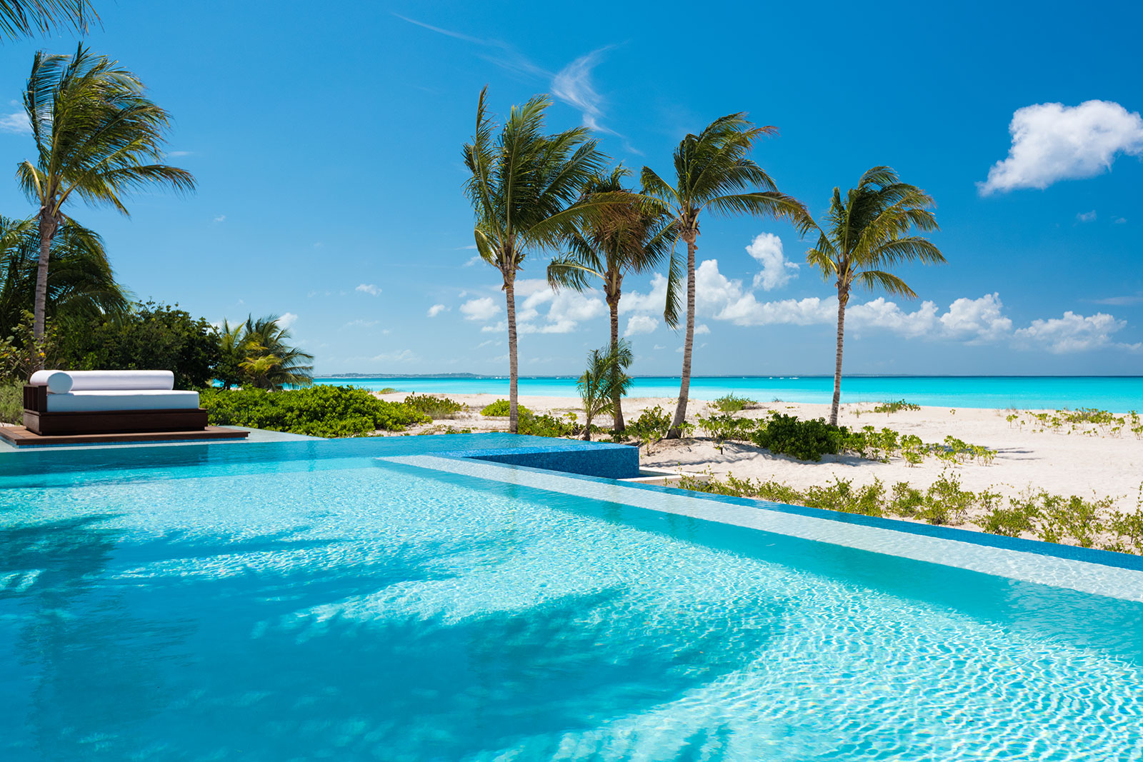 Maya_Luxe_Turks_and_Caicos_Luxury_Villas_Experiences__Hawksbill_2