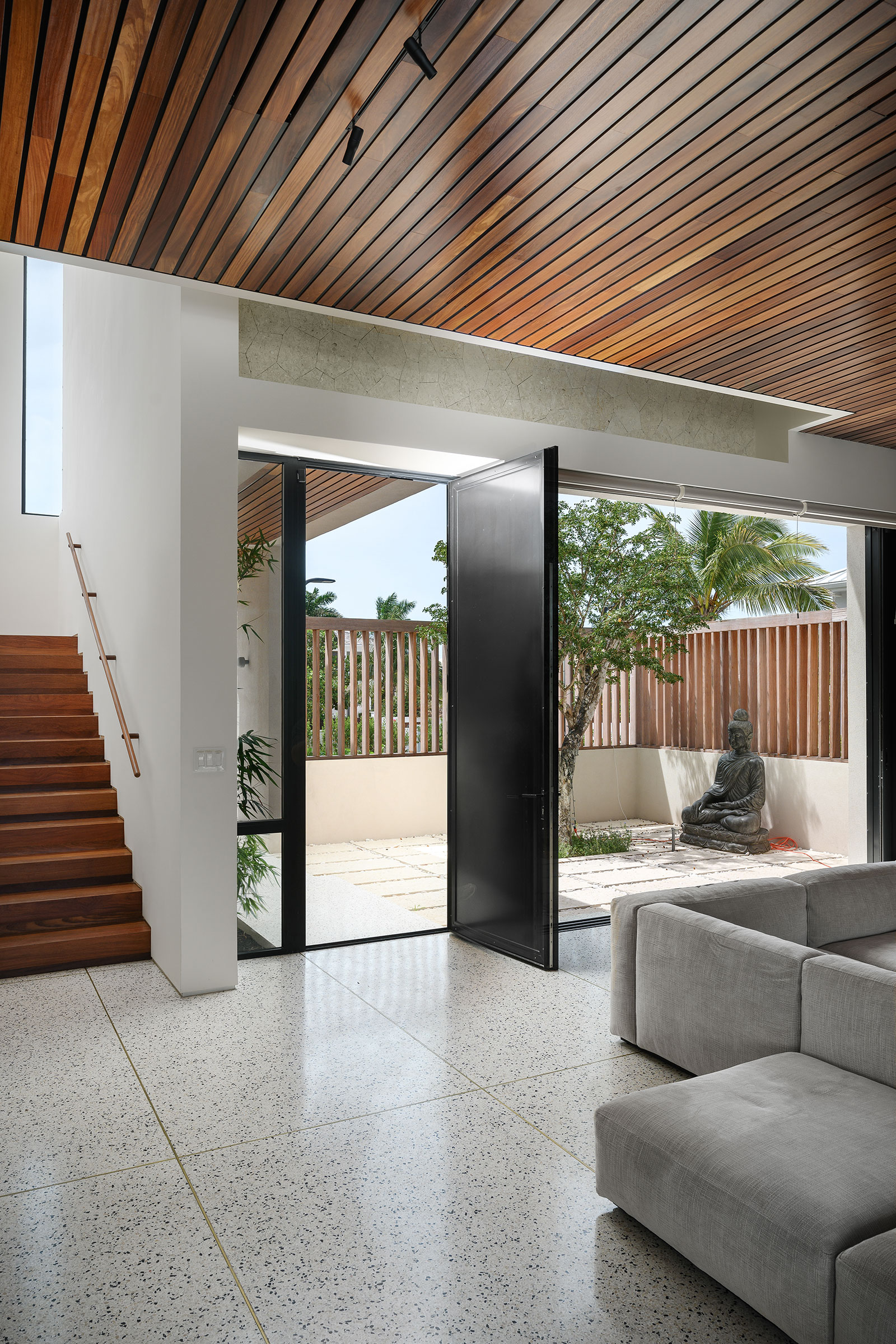 Maya_Luxe_Turks_and_Caicos_Luxury_Villas_Experiences__Marahuyo_10
