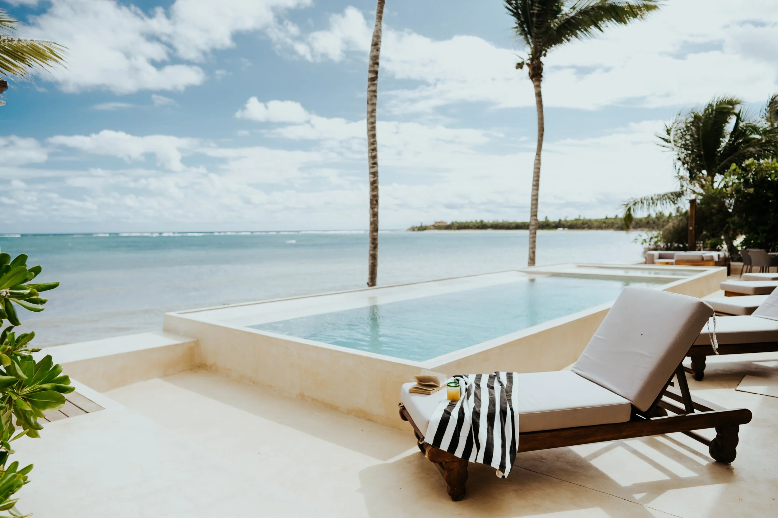 Summer cocktails & stunning in-villa bars: 3 DIY drinks for you to prepare from your holiday home.