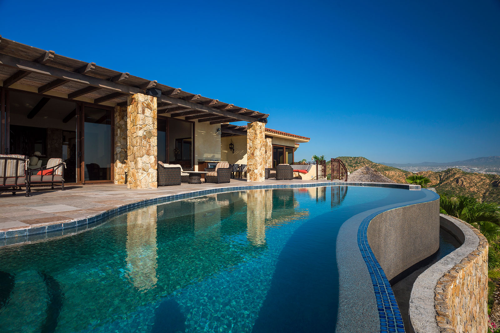 Maya_Luxe_Baja_Luxury_Villas_Experiences_Cabo_San_Lucas_Casa_Cielo_at_Pedregal_4