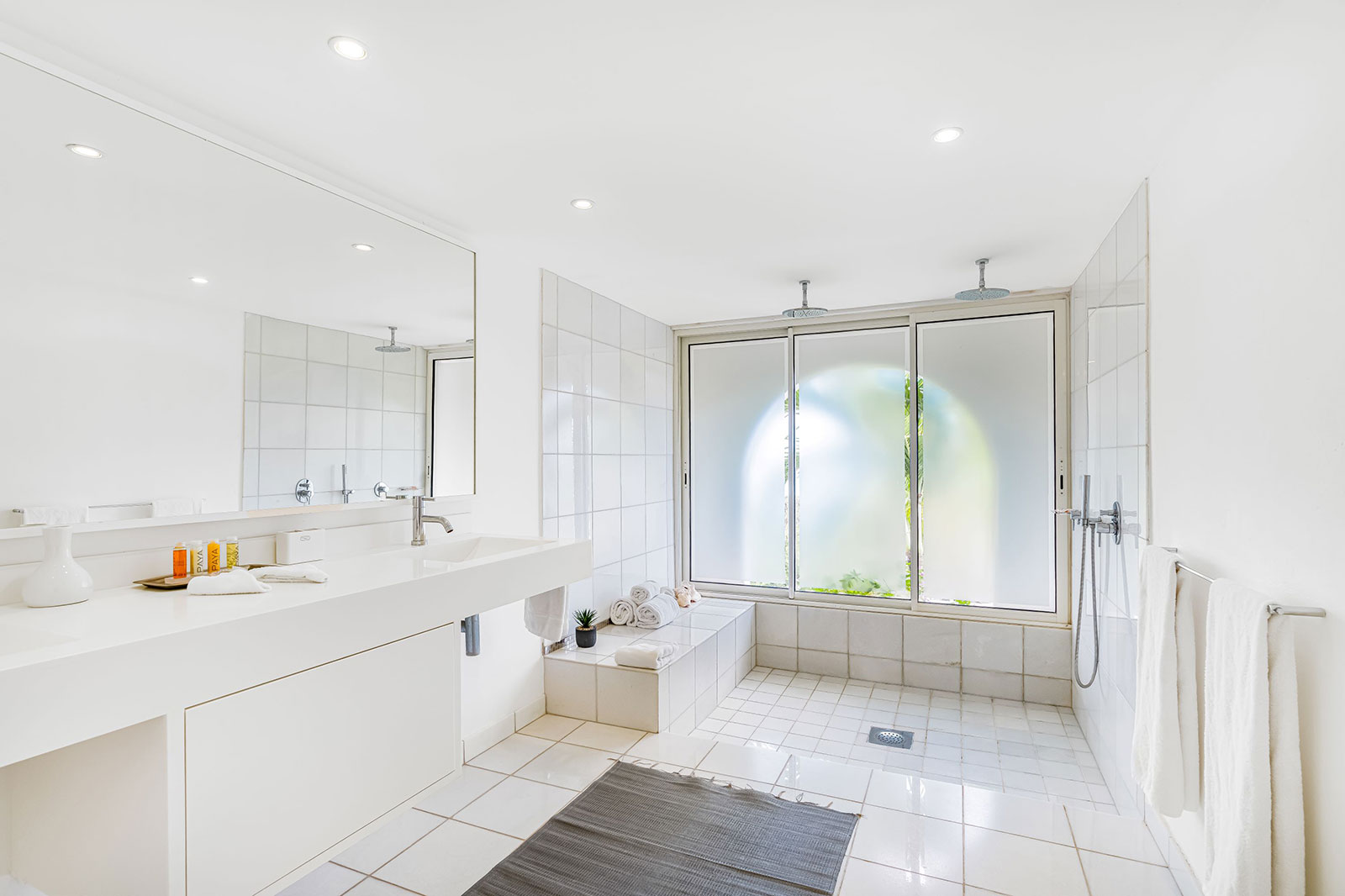 Maya_Luxe_Luxury_Villas_Experiences_St_Martin_VIlla_Sandyline_Copy-of-143
