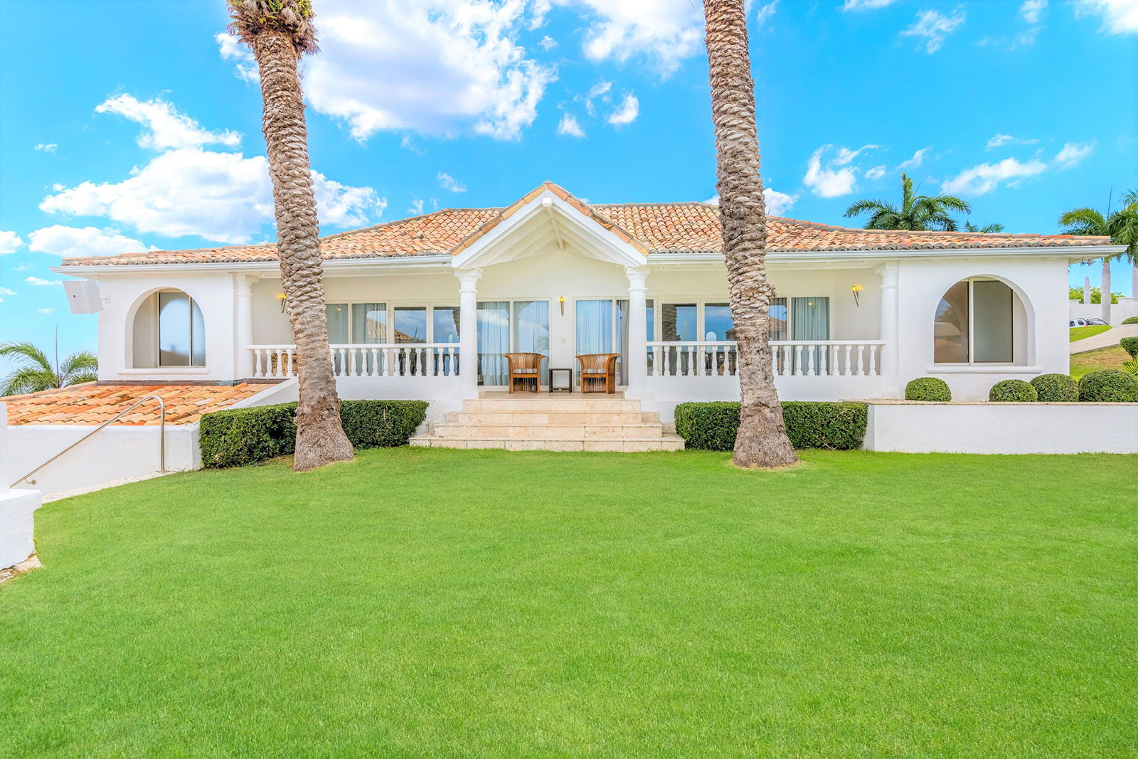 Maya_Luxe_Luxury_Villas_Experiences_St_Martin_VIlla_Sandyline_Copy-of-40