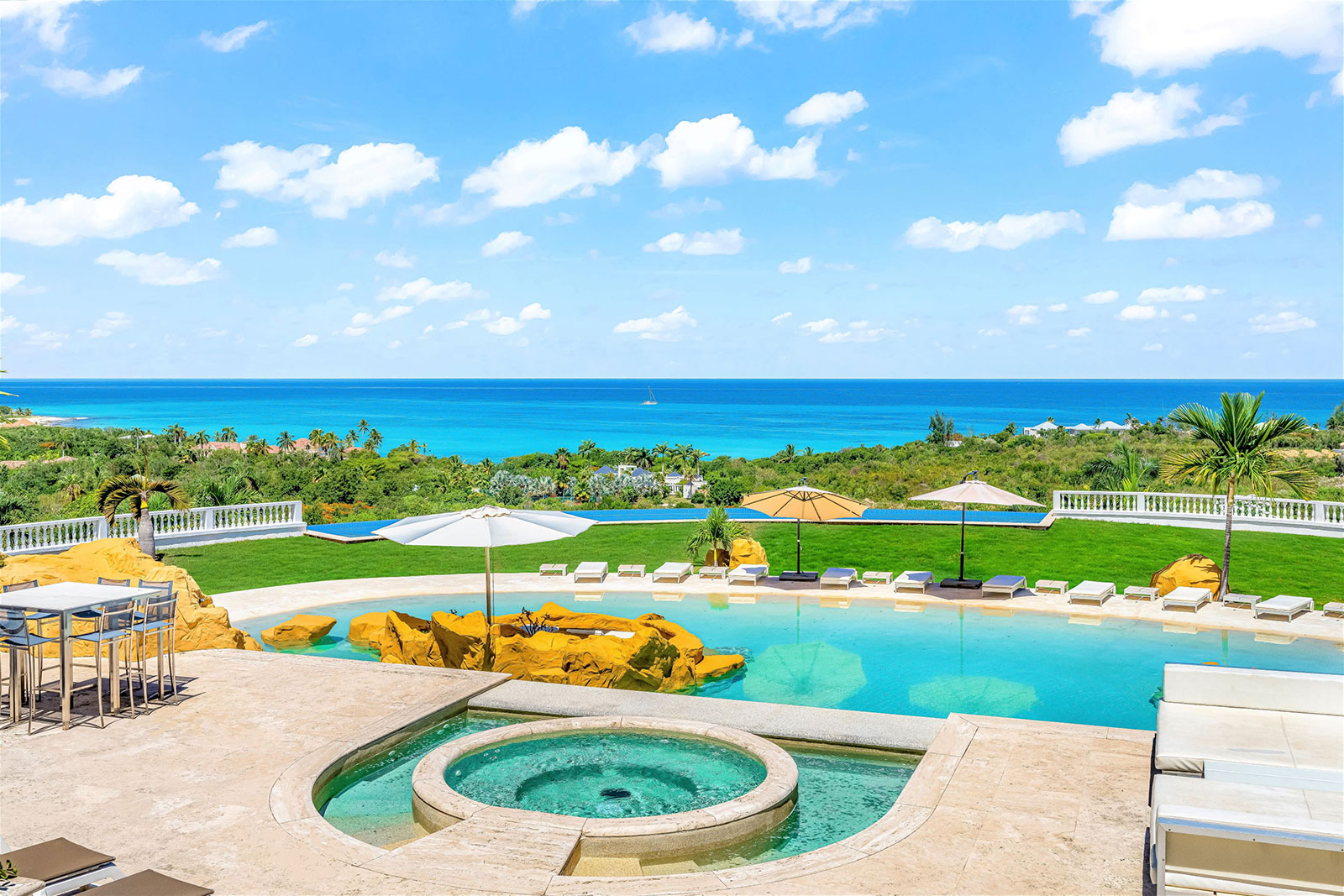 Maya_Luxe_Luxury_Villas_Experiences_St_Martin_VIlla_Sandyline_Copy-of-6