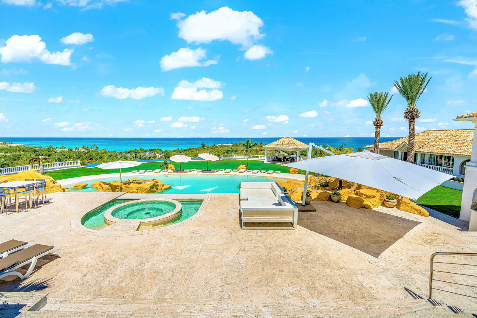 Maya_Luxe_Luxury_Villas_Experiences_St_Martin_VIlla_Sandyline_Copy-of-8
