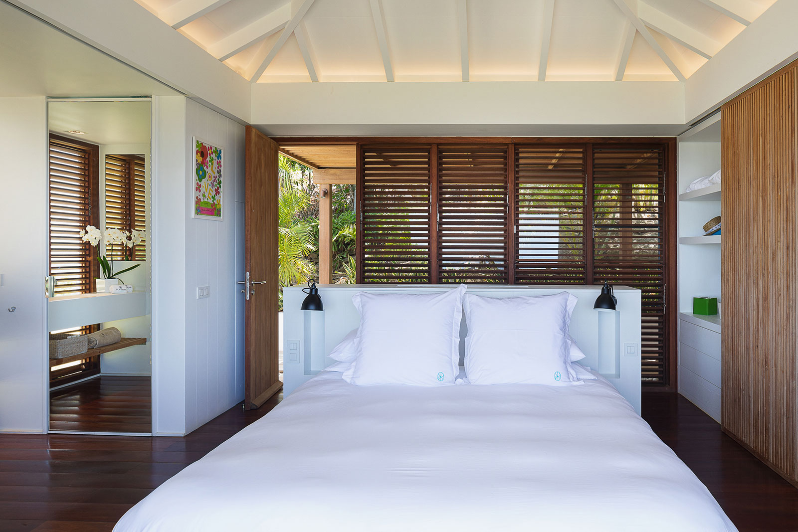 Maya_Luxe_Luxury_Villas_Experiences_St_Barths_Floating_garden_29