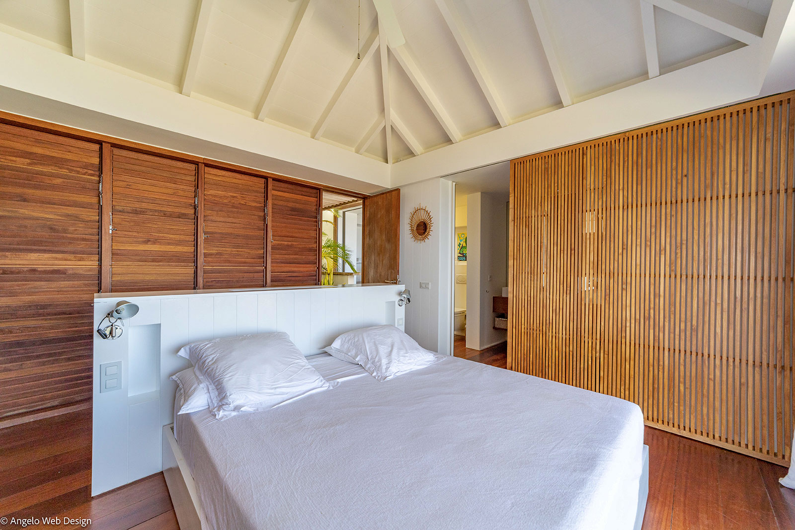 Maya_Luxe_Luxury_Villas_Experiences_St_Barths_Floating_garden_40