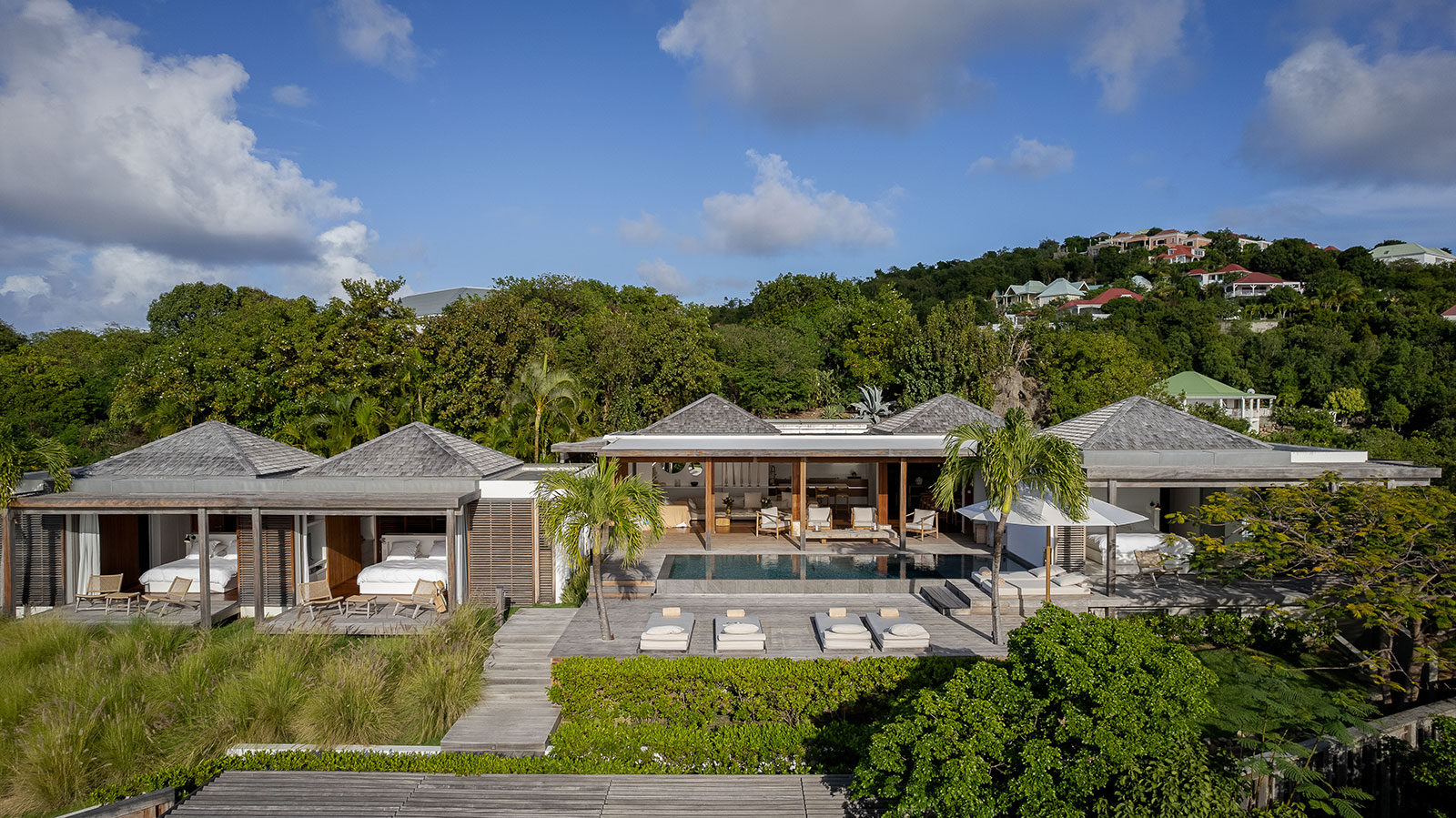 Maya_Luxe_Luxury_Villas_Experiences_St_Barths_Floating_garden_54
