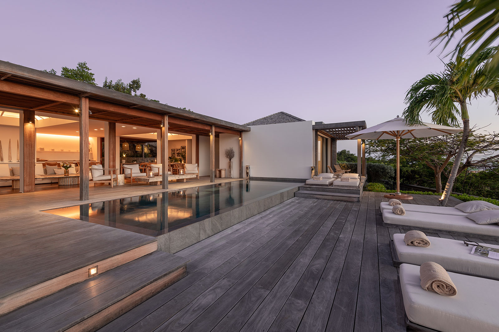 Maya_Luxe_Luxury_Villas_Experiences_St_Barths_Floating_garden_58