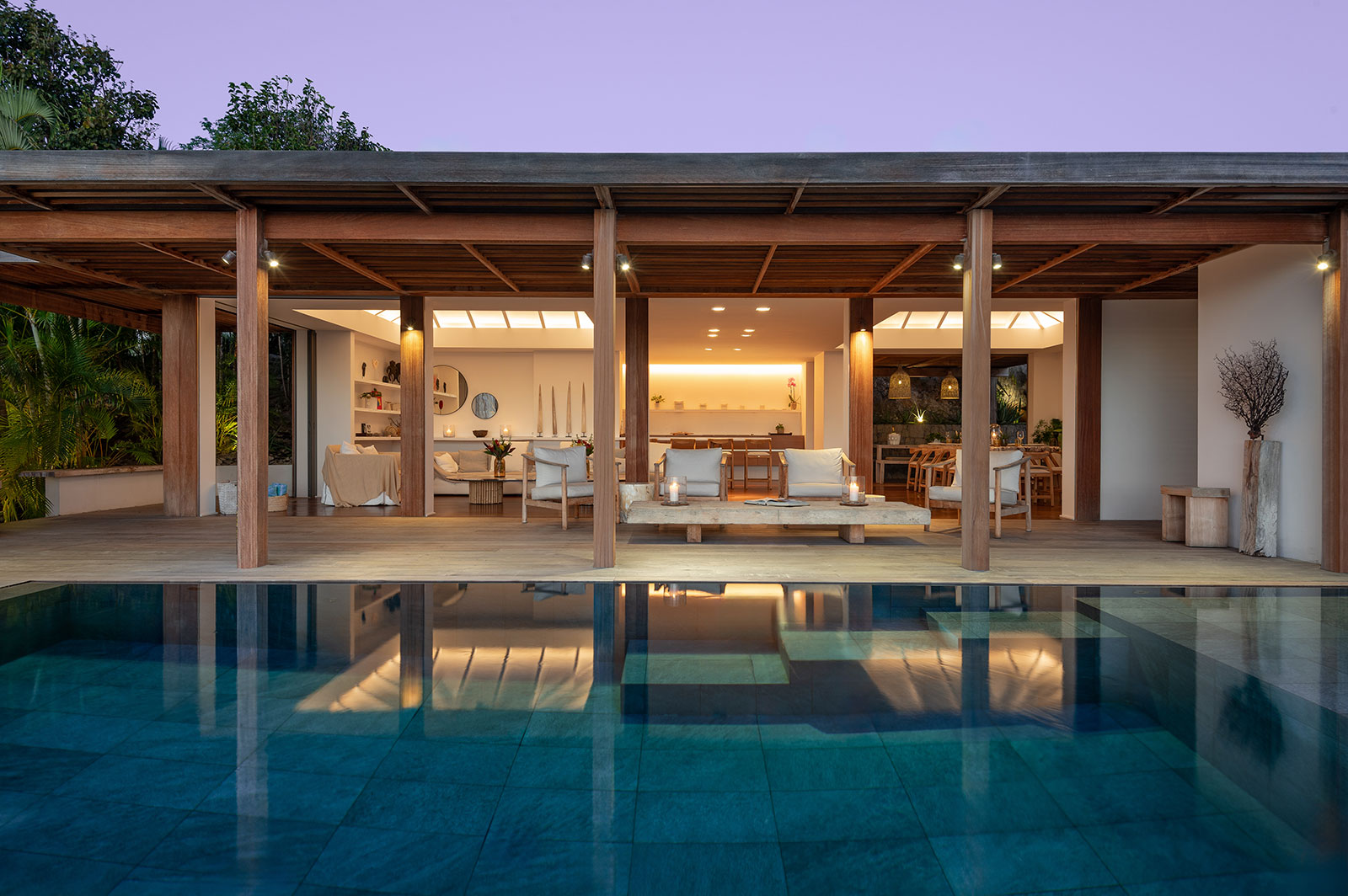 Maya_Luxe_Luxury_Villas_Experiences_St_Barths_Floating_garden_60