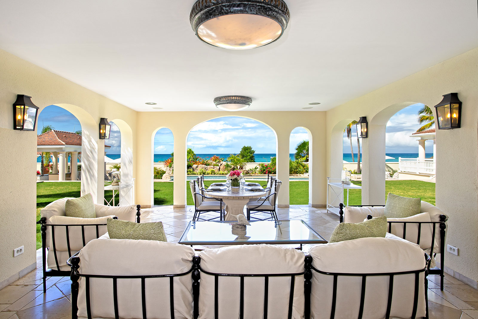 Maya_Luxe_Luxury_Villas_Experiences_St_Martin_Chateau_des_Palmiers_12