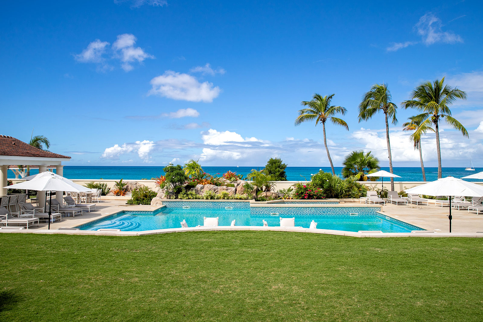Maya_Luxe_Luxury_Villas_Experiences_St_Martin_Chateau_des_Palmiers_2