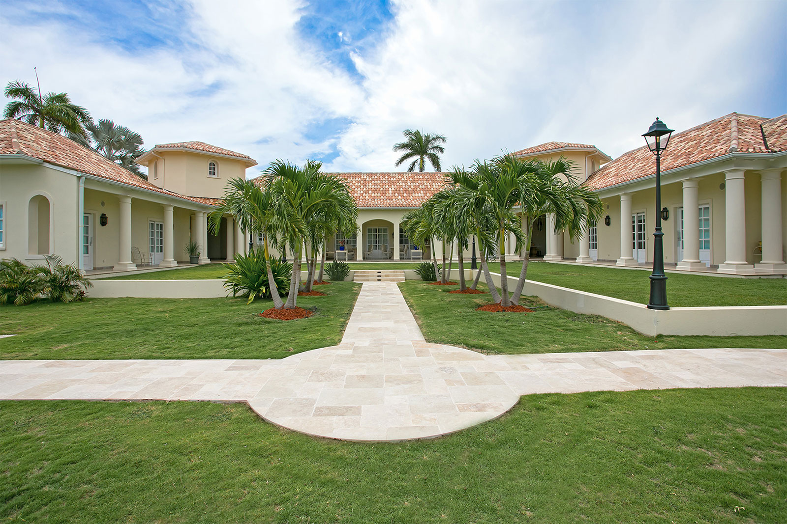 Maya_Luxe_Luxury_Villas_Experiences_St_Martin_Chateau_des_Palmiers_47