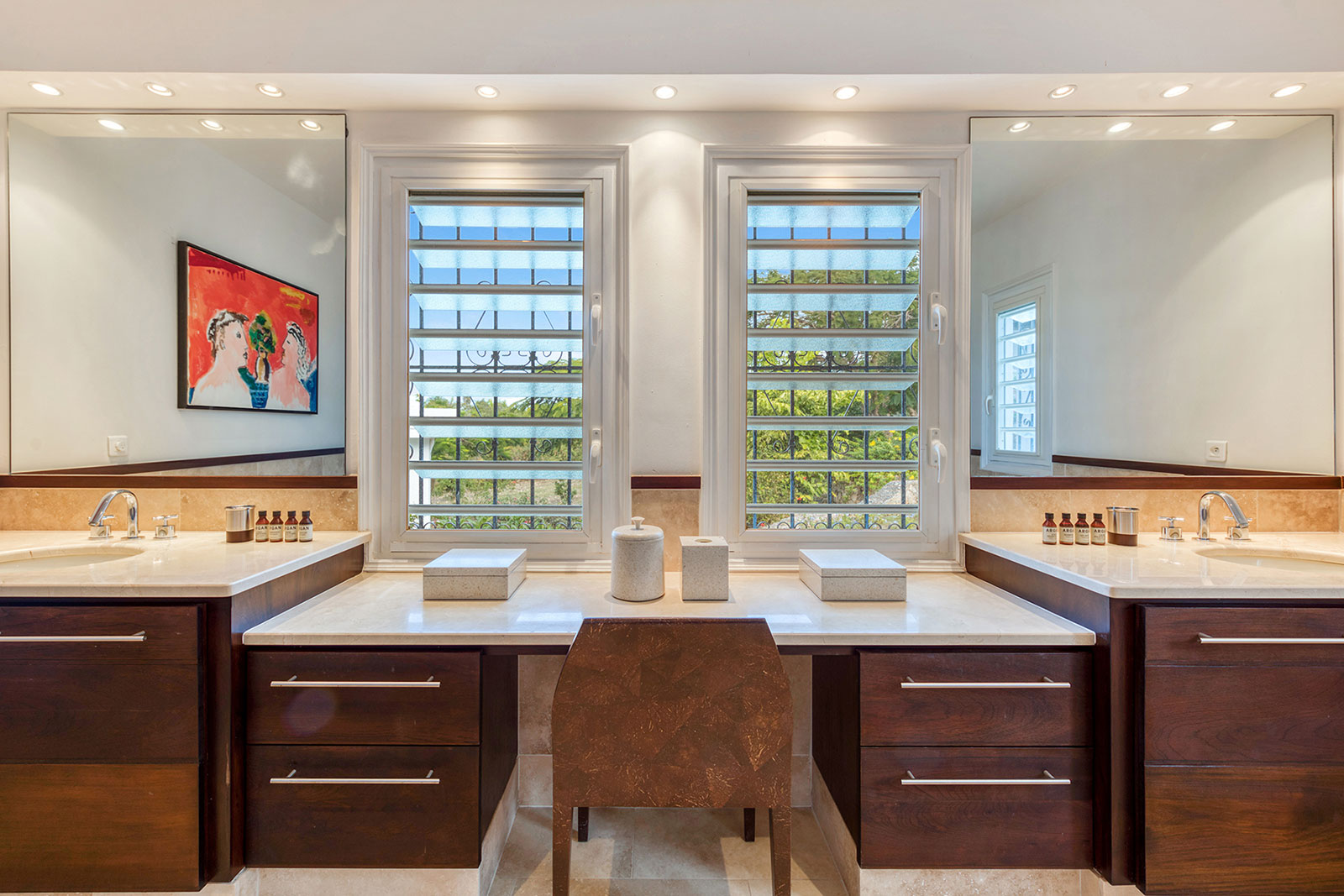 Maya_Luxe_Luxury_Villas_Experiences_St_Martin_La_Hacienda_20_LaHacienda-Bathroom1