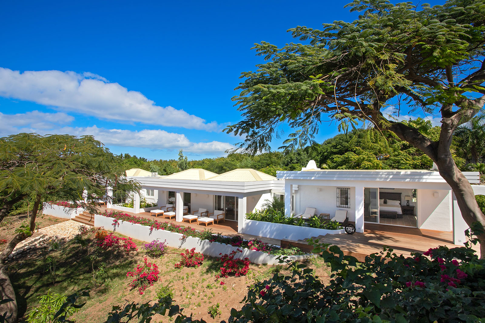 Maya_Luxe_Luxury_Villas_Experiences_St_Martin_La_Hacienda_27_LaHacienda-Bedroom4-(most-right)