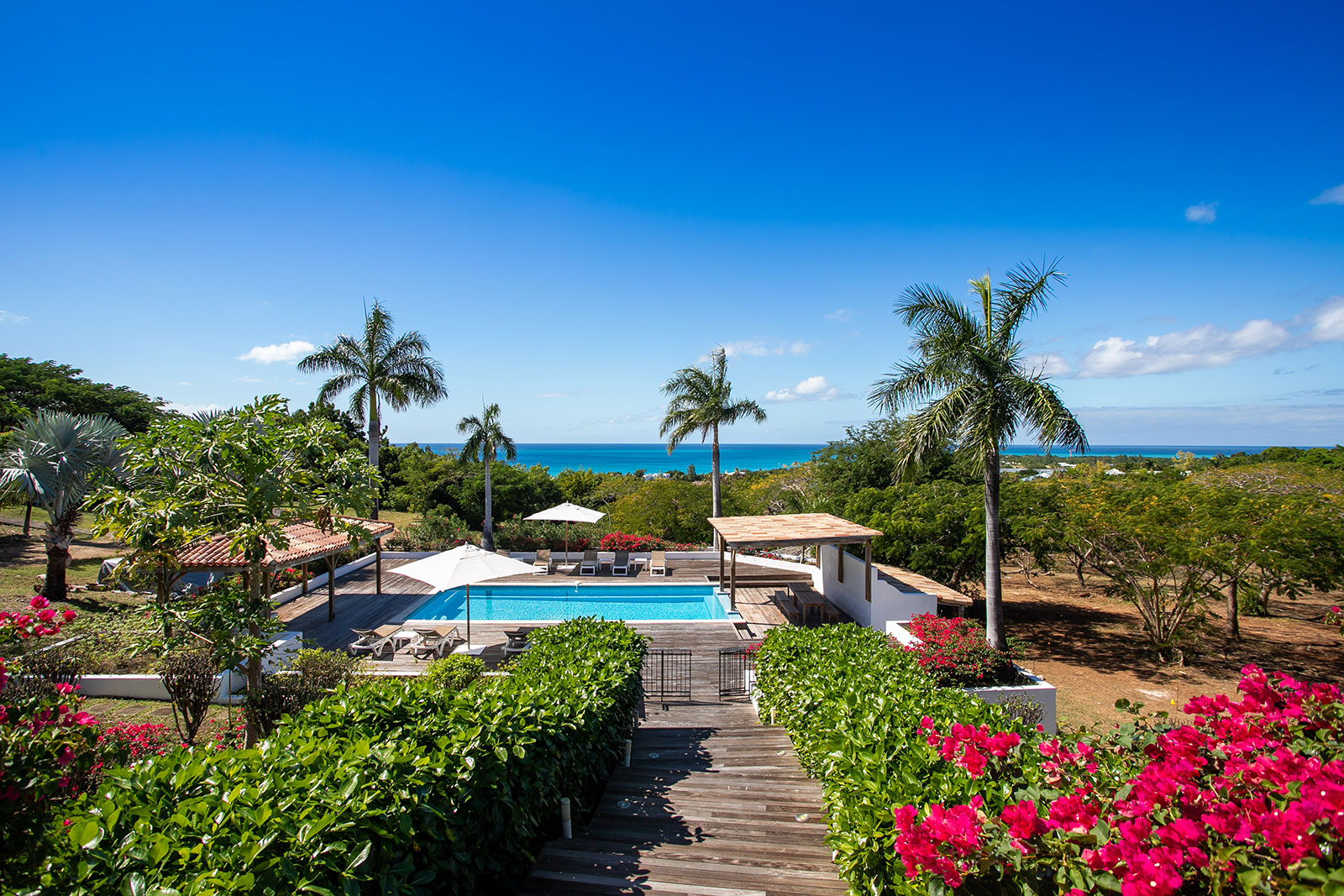 Maya_Luxe_Luxury_Villas_Experiences_St_Martin_La_Hacienda_2_LaHacienda-View