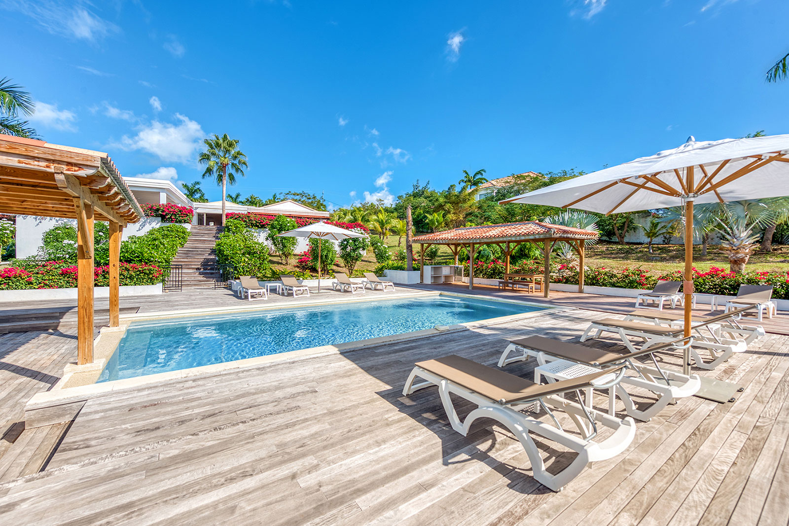 Maya_Luxe_Luxury_Villas_Experiences_St_Martin_La_Hacienda_4_LaHacienda-Pool