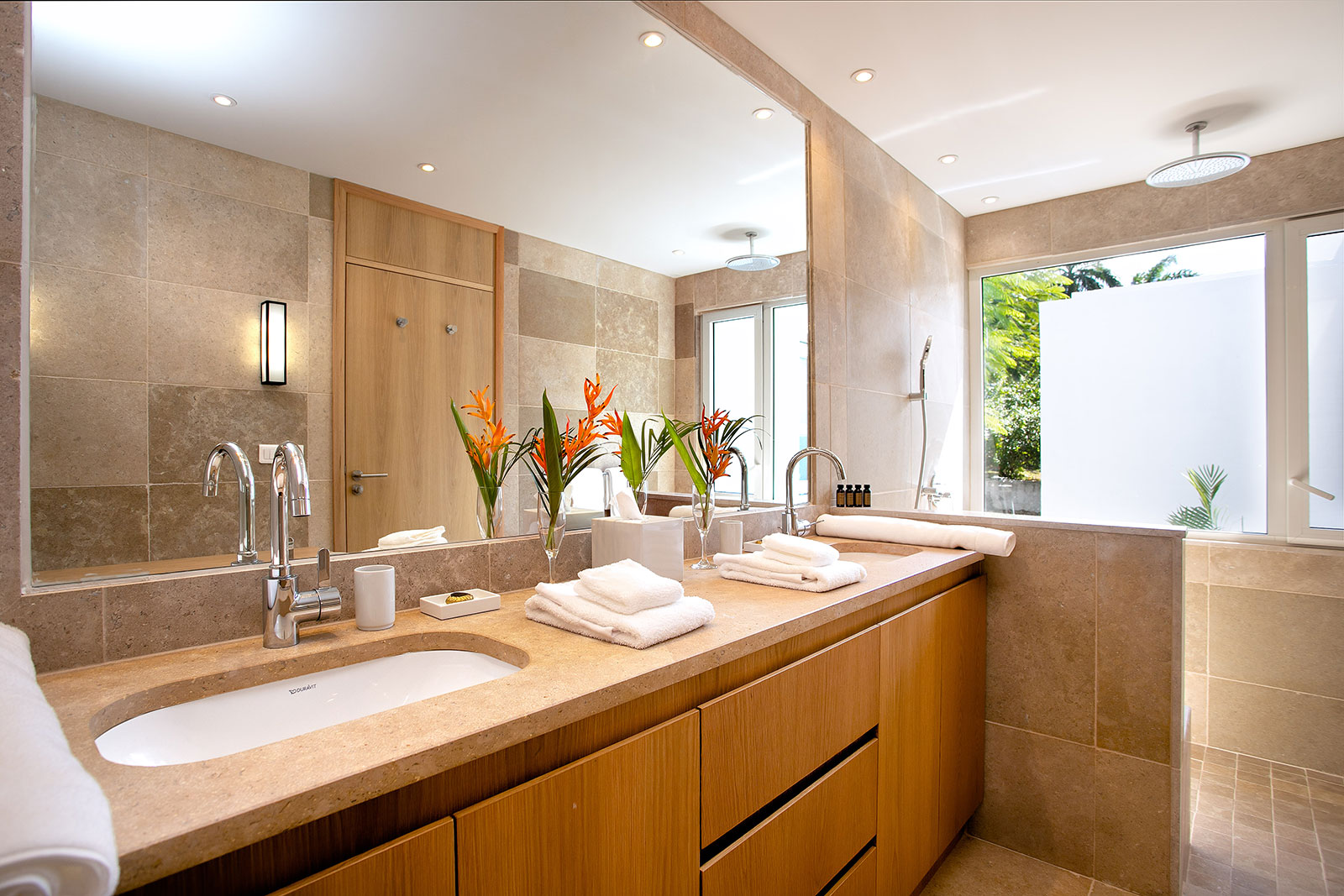 Maya_Luxe_Luxury_Villas_Experiences_St_Martin_La_Hacienda_55_LaHacienda-Bathroom6