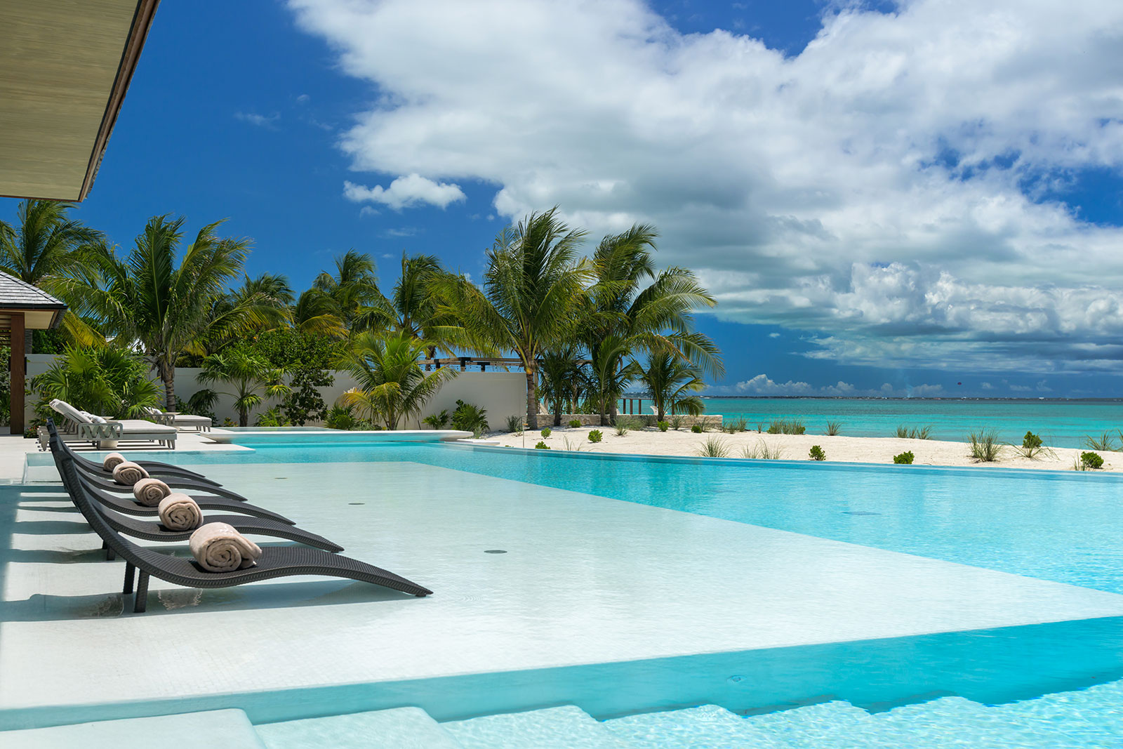 Maya_Luxe_Luxury_Villas_Experiences_Turks_and_Caicos_Footprints_6